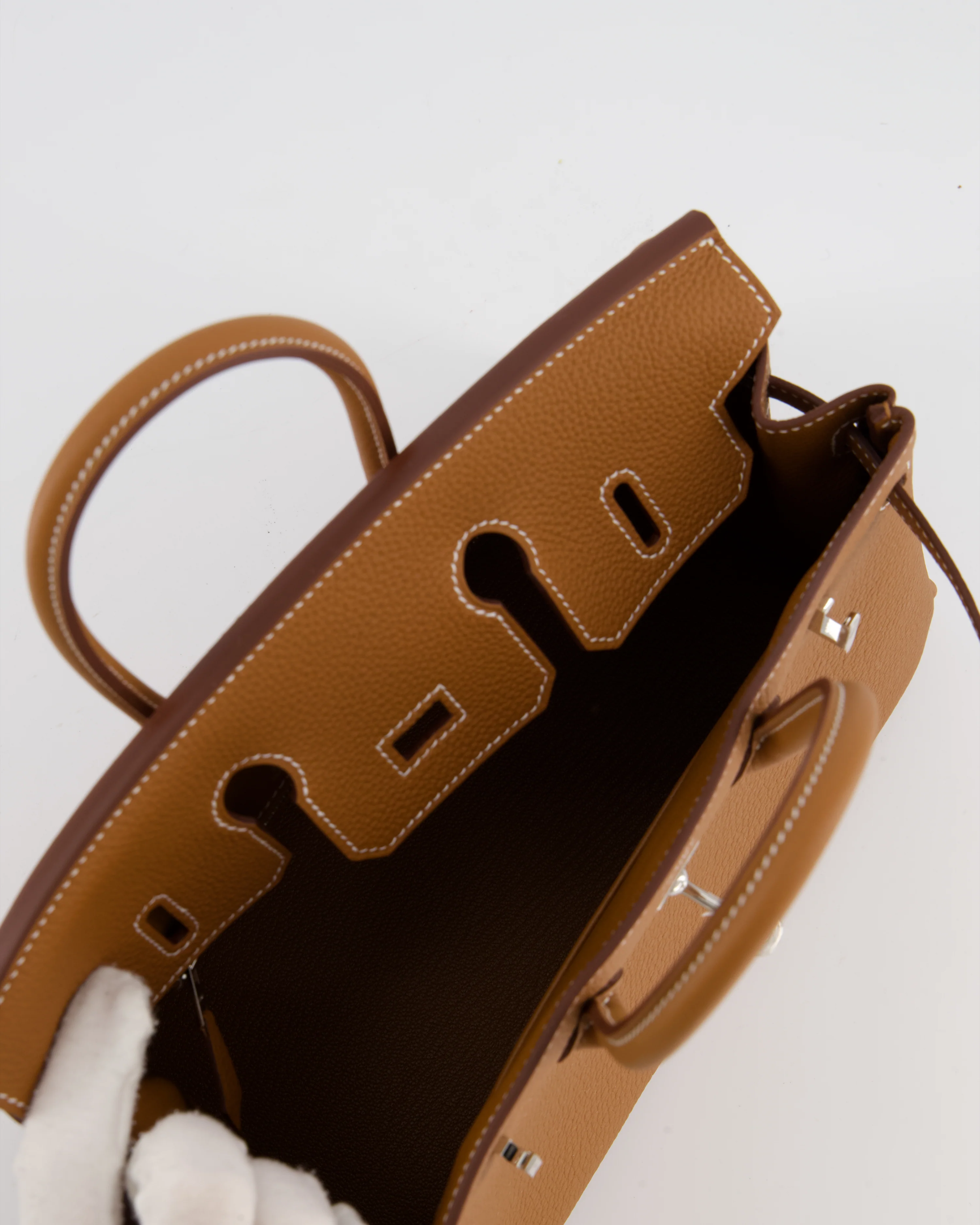 *HOT* Hermès Birkin 25 Retourne Bag in Gold Togo Leather with Palladium Hardware - Image 17
