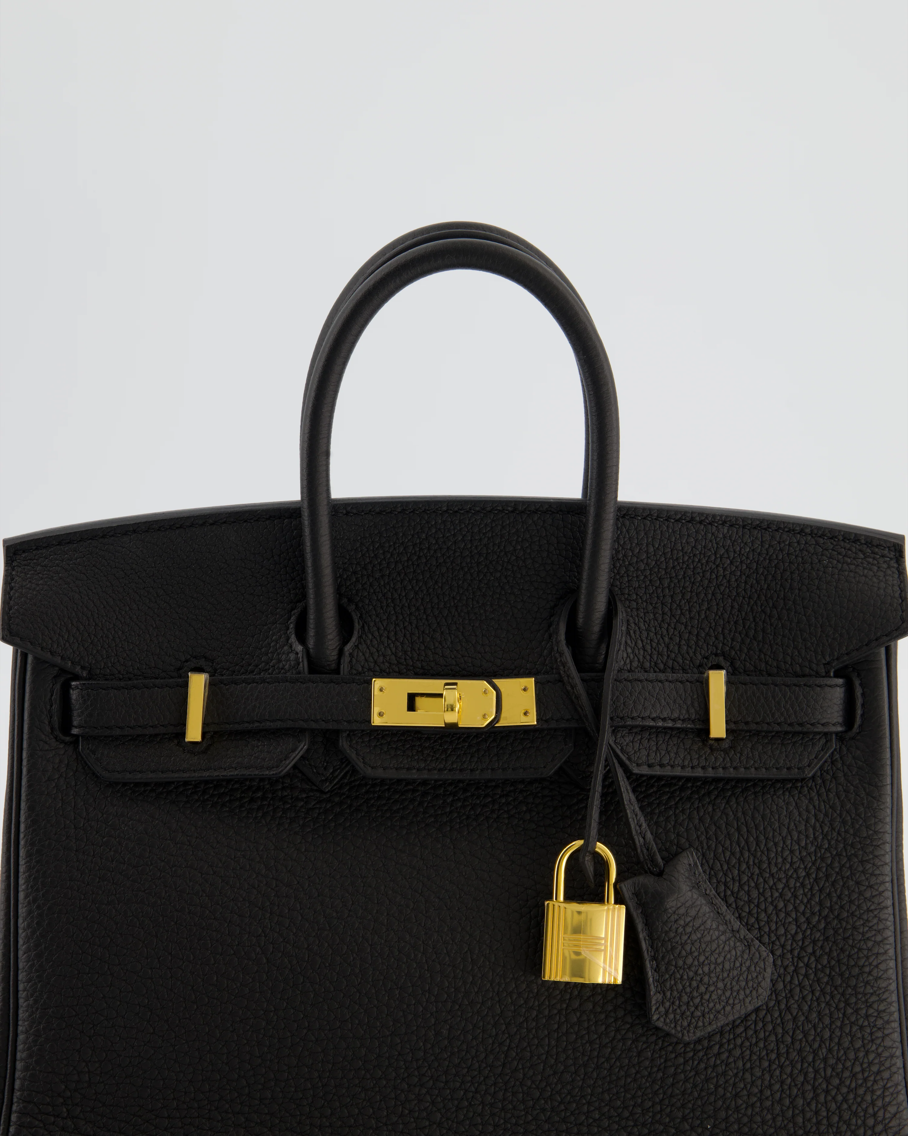 *HOT* Hermès Birkin 25 Retourne Bag in Noir Togo Leather with Gold Hardware - Image 15