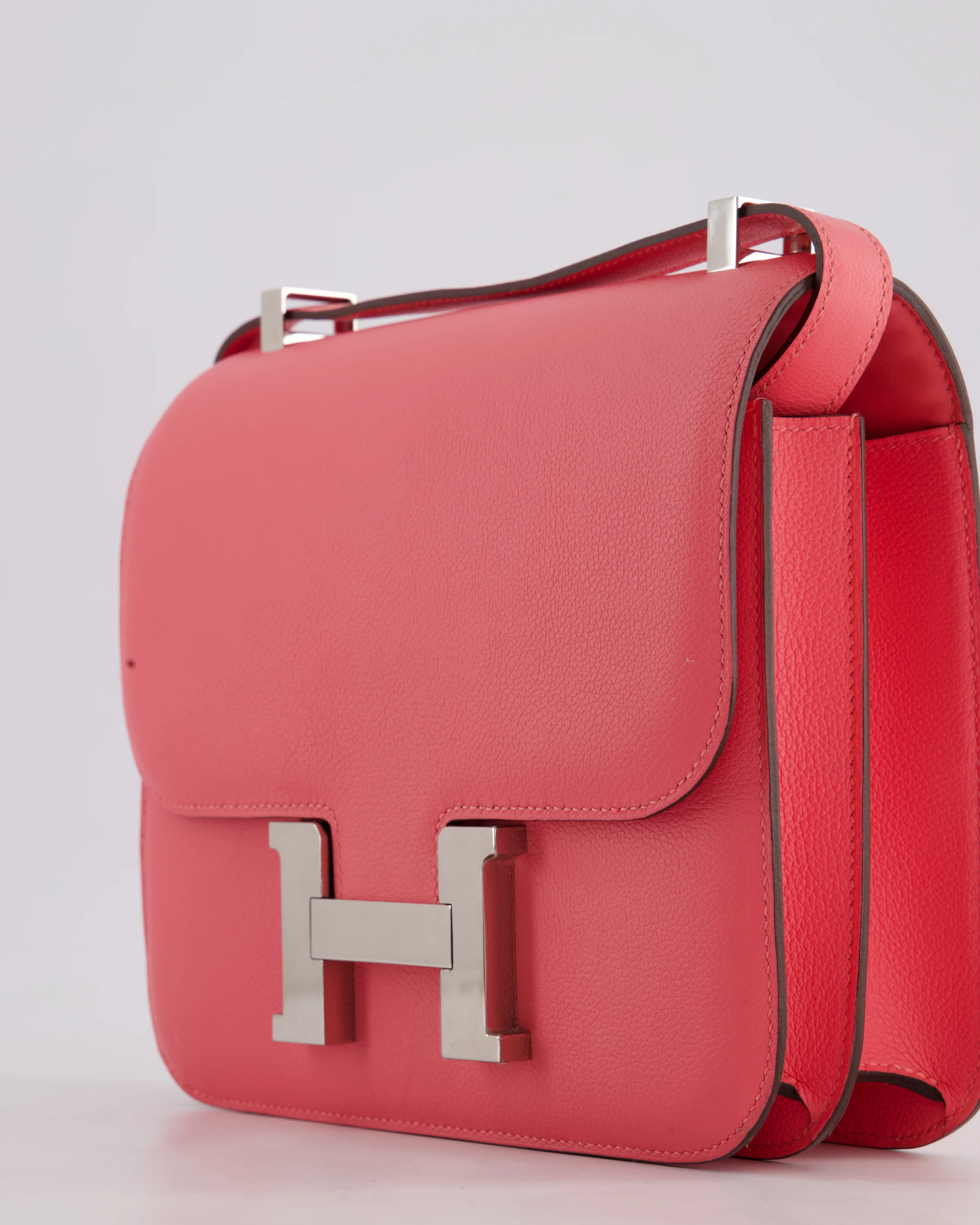 *HOT* Hermès Constance III 24 Bag in Rose Azalee Evercolour Leather with Palladium Hardware - Image 11