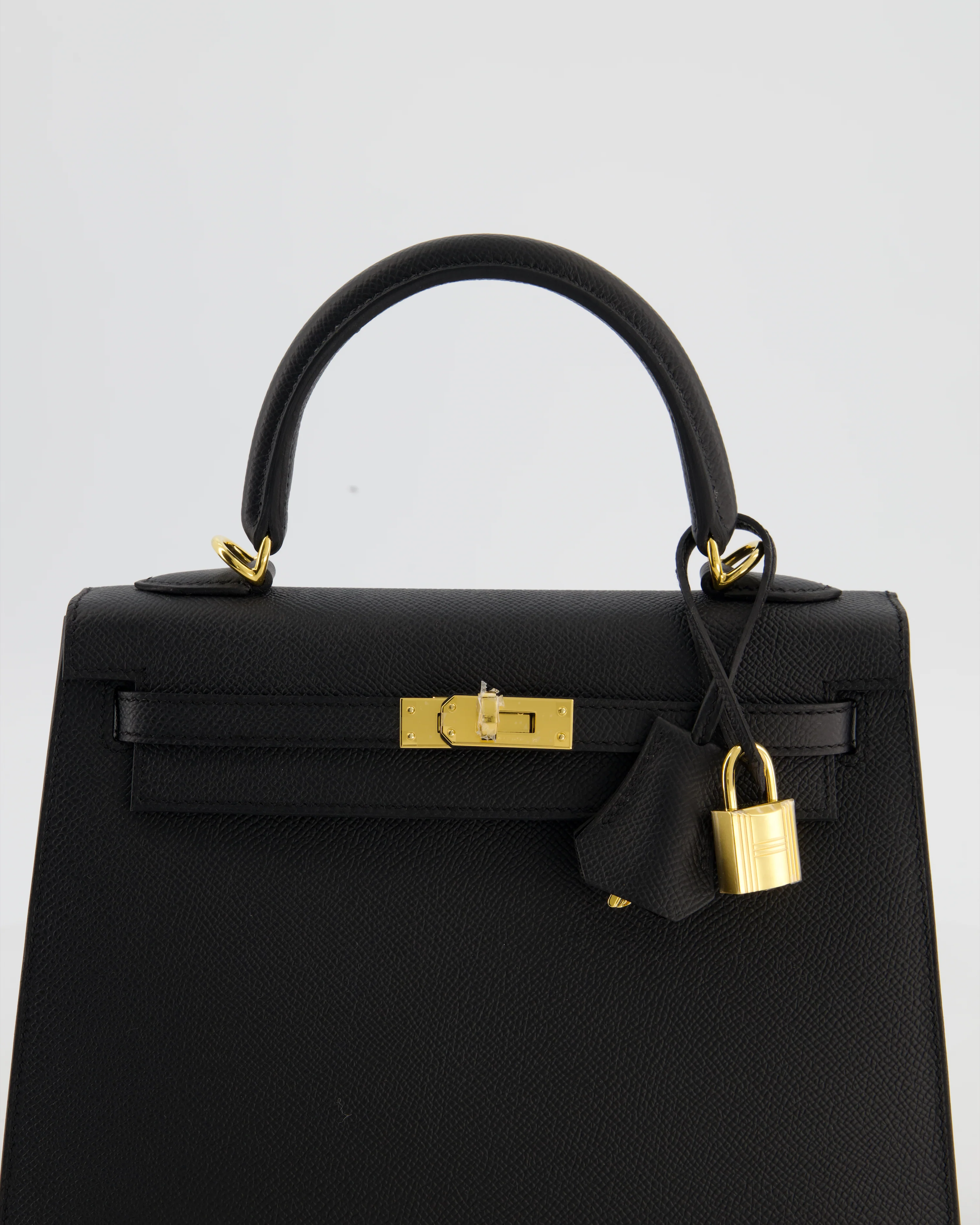 *HOT* Hermès Kelly 25 Sellier Bag in Noir Epsom Leather with Gold Hardware - Image 15
