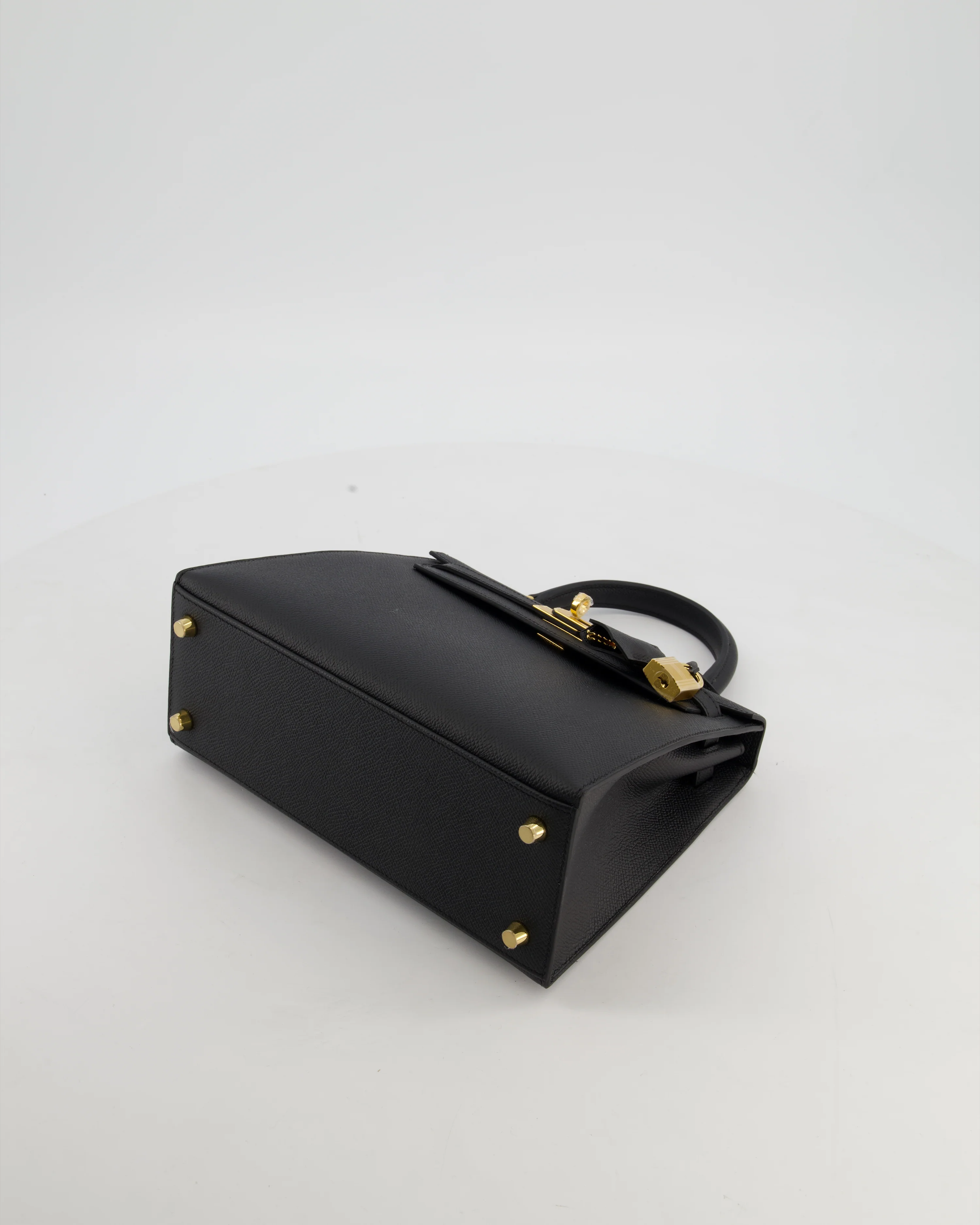 *HOT* Hermès Kelly 25 Sellier Bag in Noir Epsom Leather with Gold Hardware - Image 18