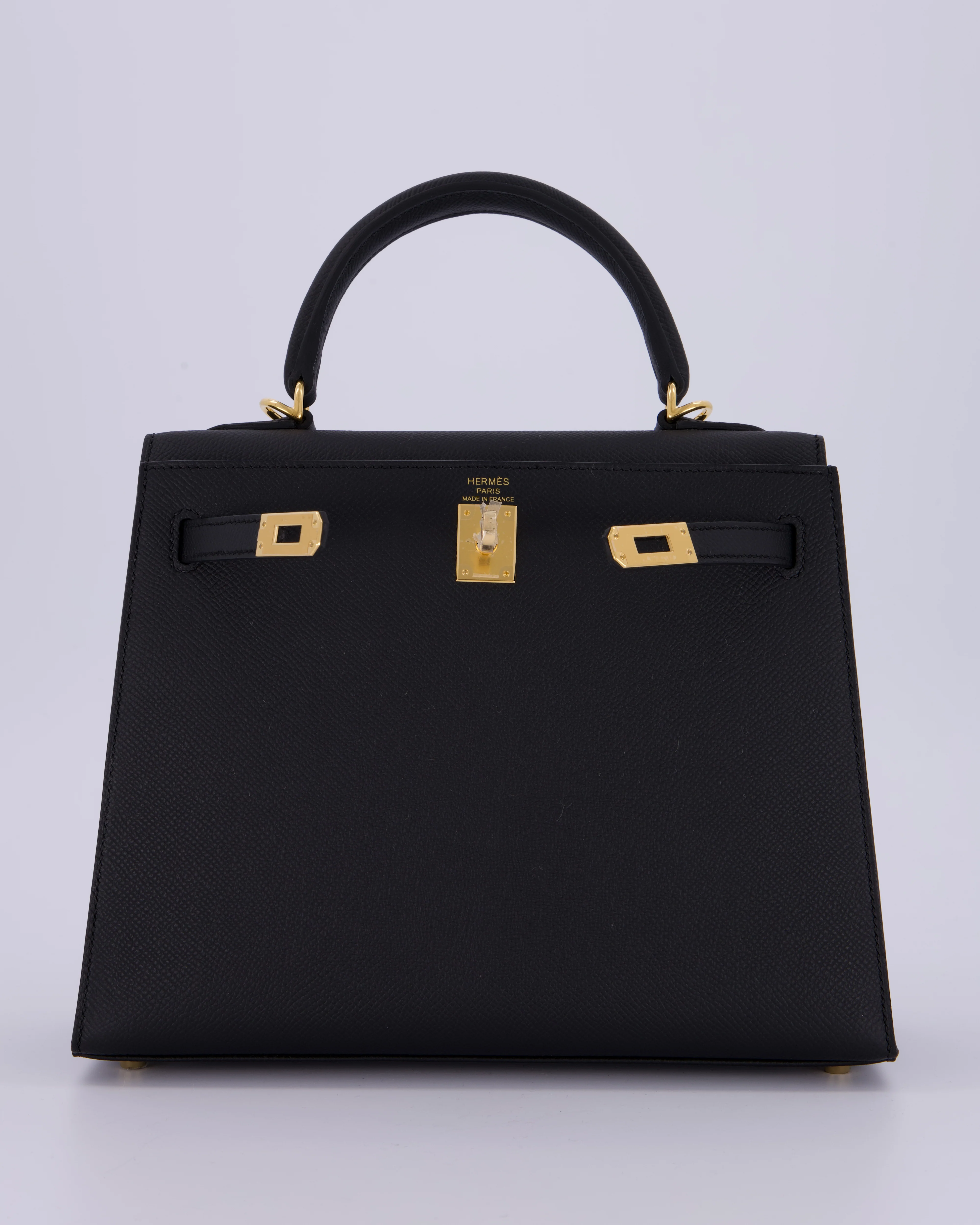 *HOT* Hermès Kelly 25 Sellier Bag in Noir Epsom Leather with Gold Hardware - Image 3