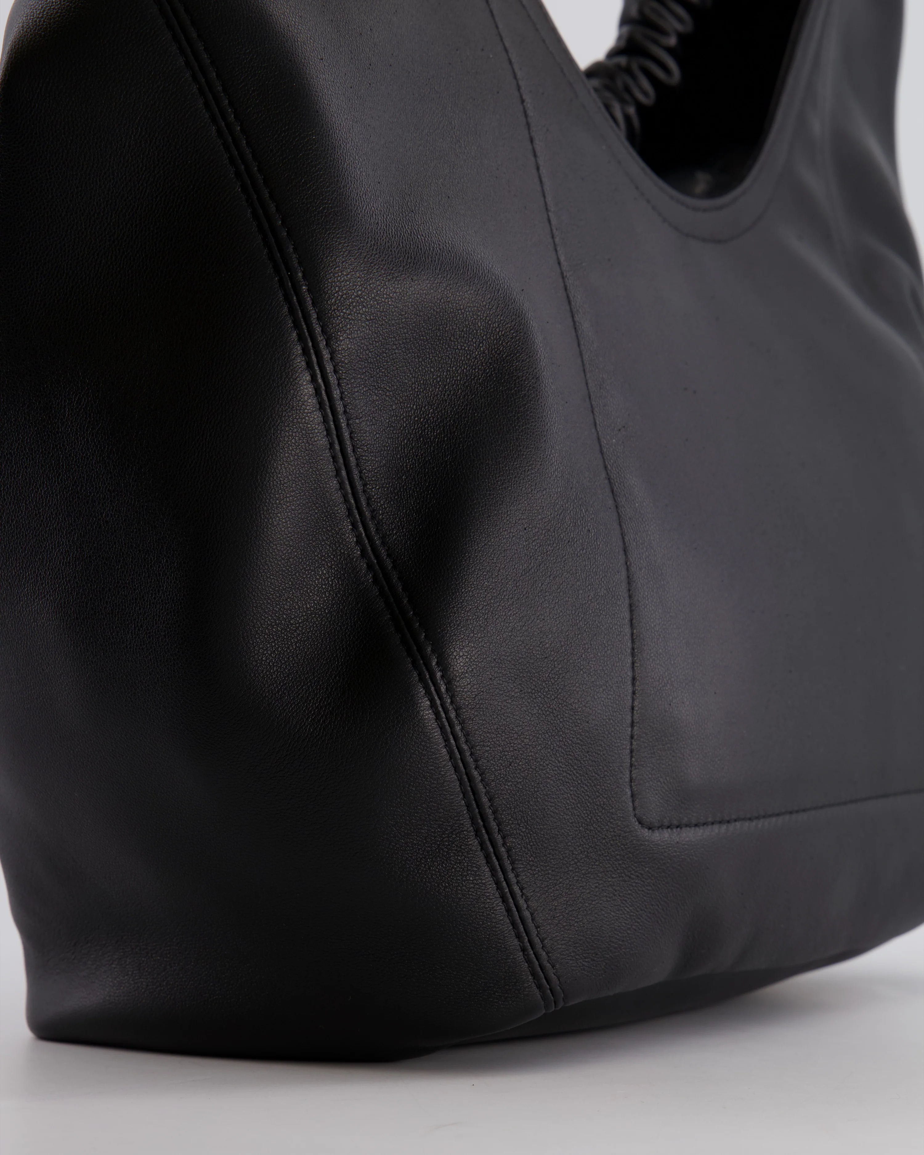 *HOT* Loewe Black Medium Squeeze Bag in Nappa Lambskin Leather and Gold Hardware RRP £3,650 - Image 13