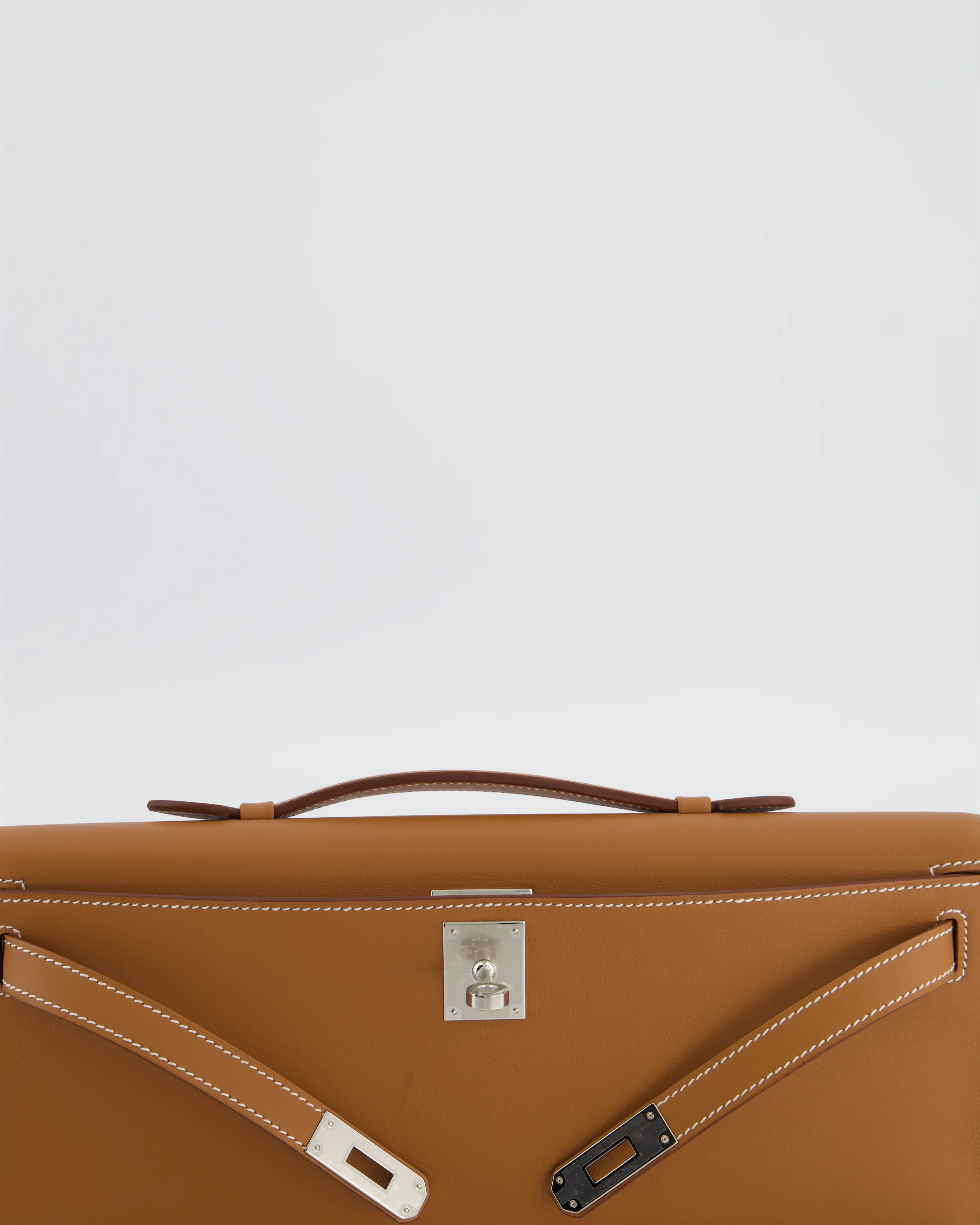 *HOT & RARE* Hermès Kelly Cut Bag in Gold Swift Leather with Palladium Hardware - Image 13