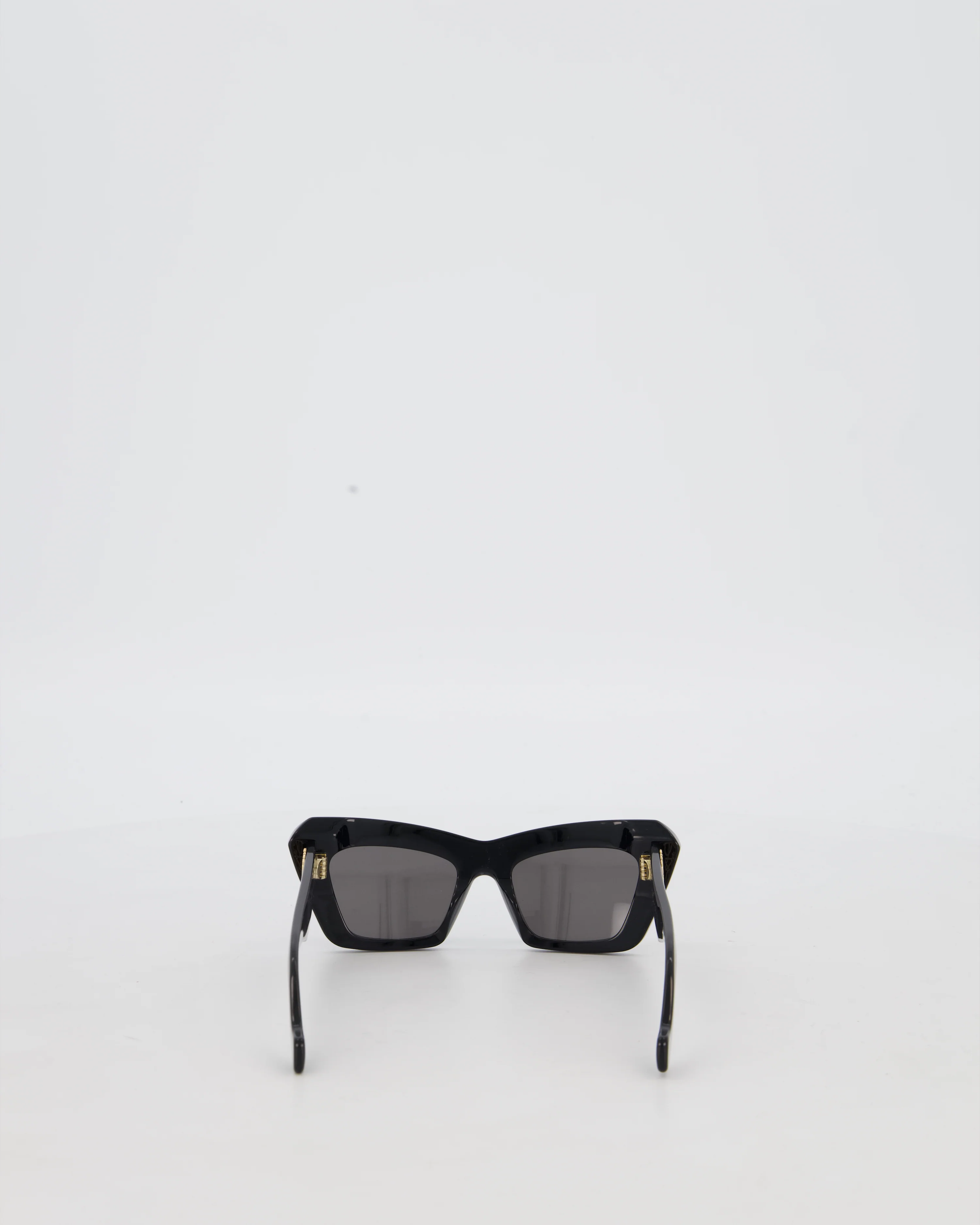 Loewe Black Anagram Cat Eye Sunglasses with Logo - Image 4