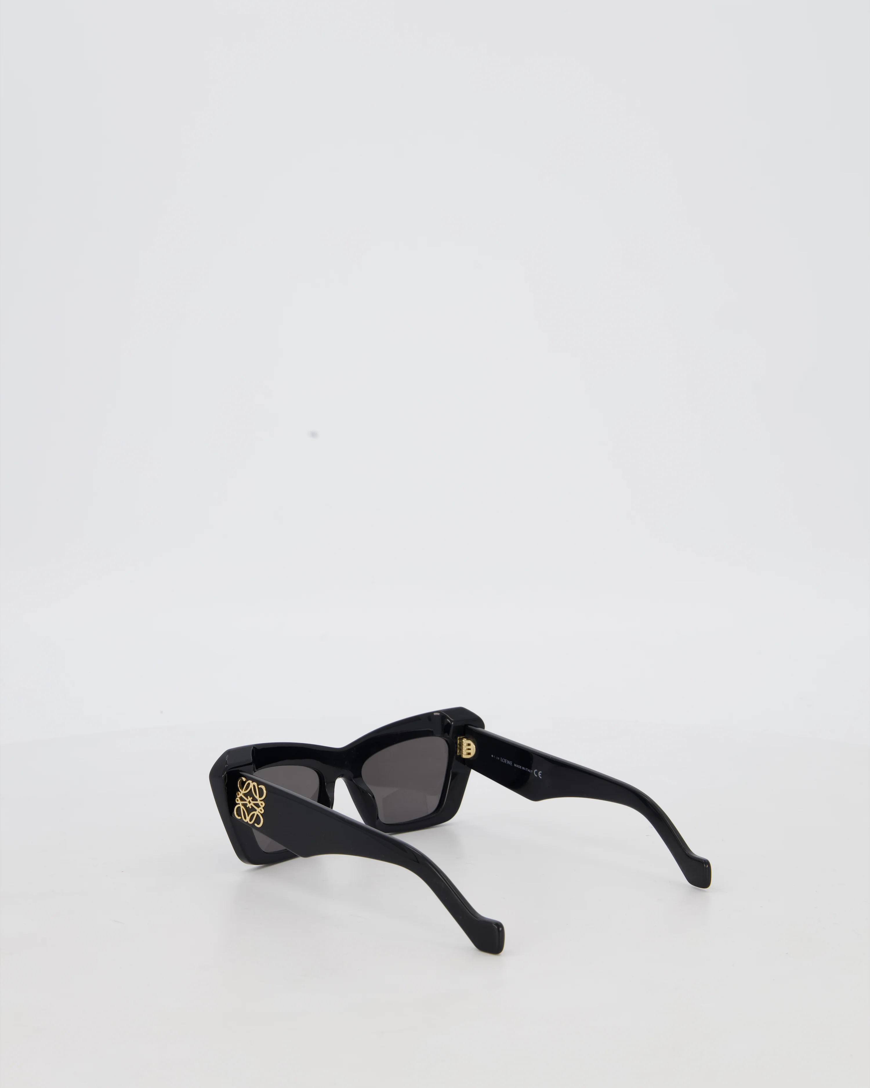 Loewe Black Anagram Cat Eye Sunglasses with Logo - Image 5
