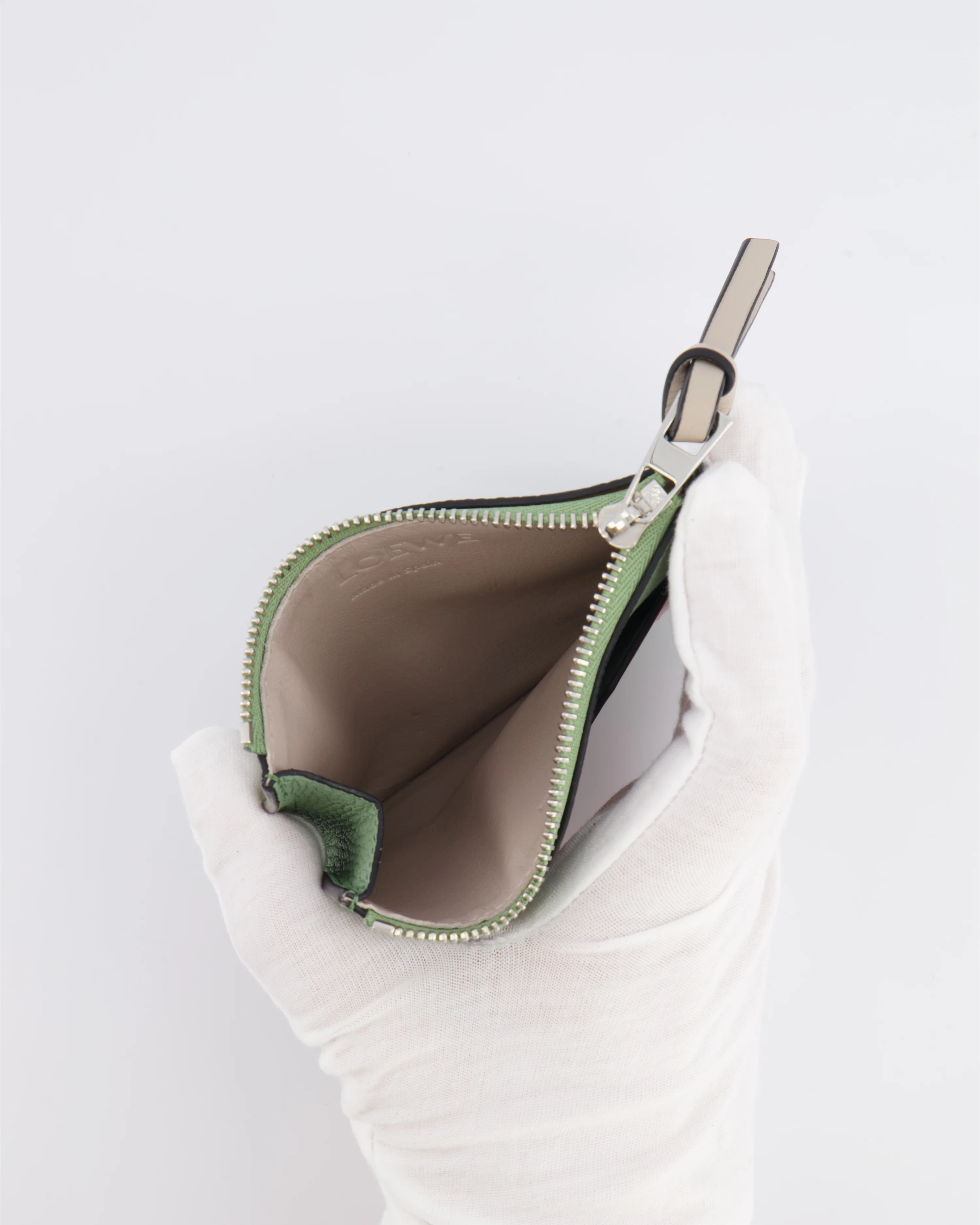 Loewe Coin Cardholder in Rosemary and Tan Calfskin with Embossed Logo and Silver Hardware - Image 12