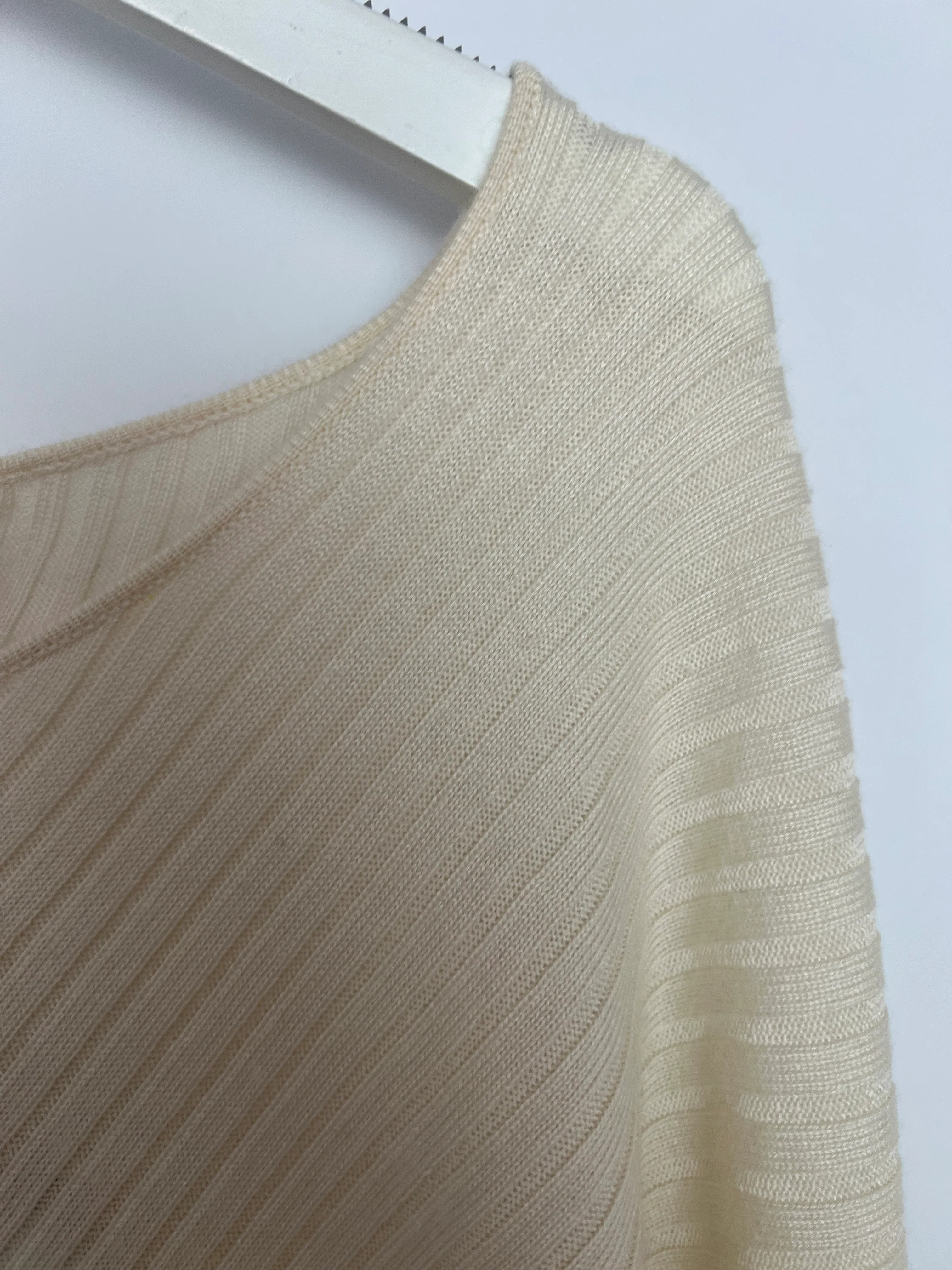 Loro Piana Cream Knit Cashmere Low Neckline Jumper Size IT 48 (UK 16) - Image 6