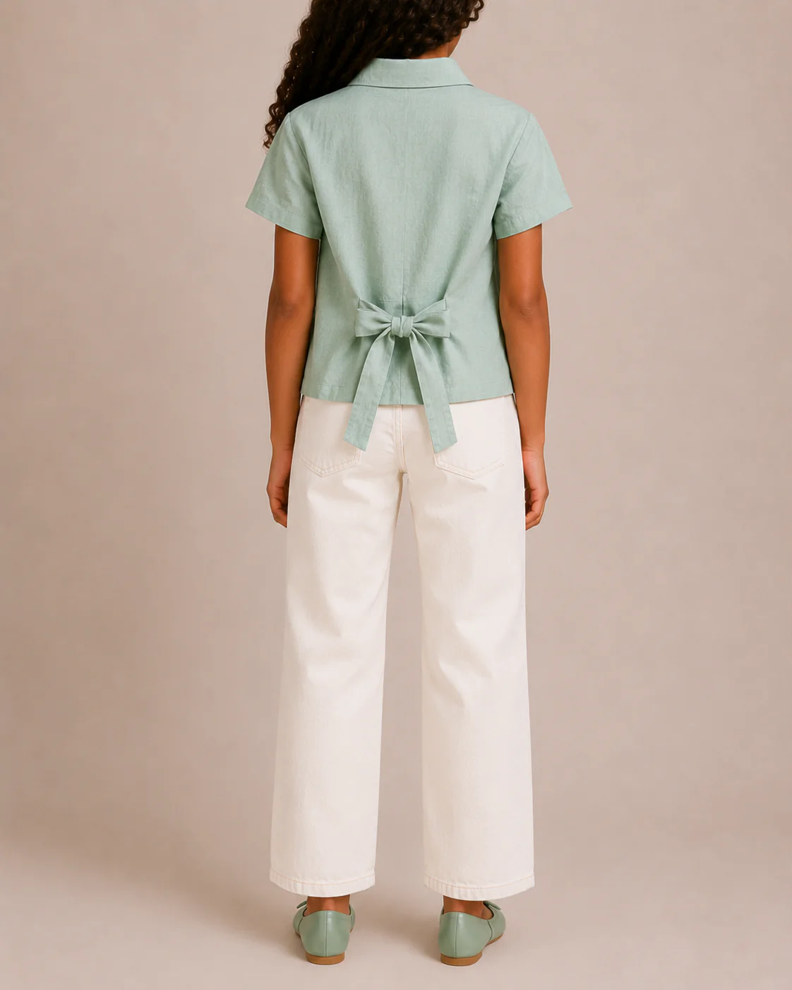 Loro Piana Kids Pastel Green Linen Short-Sleeve Shirt with Back Tie Detail Size 8 years RRP £380 - Image 2