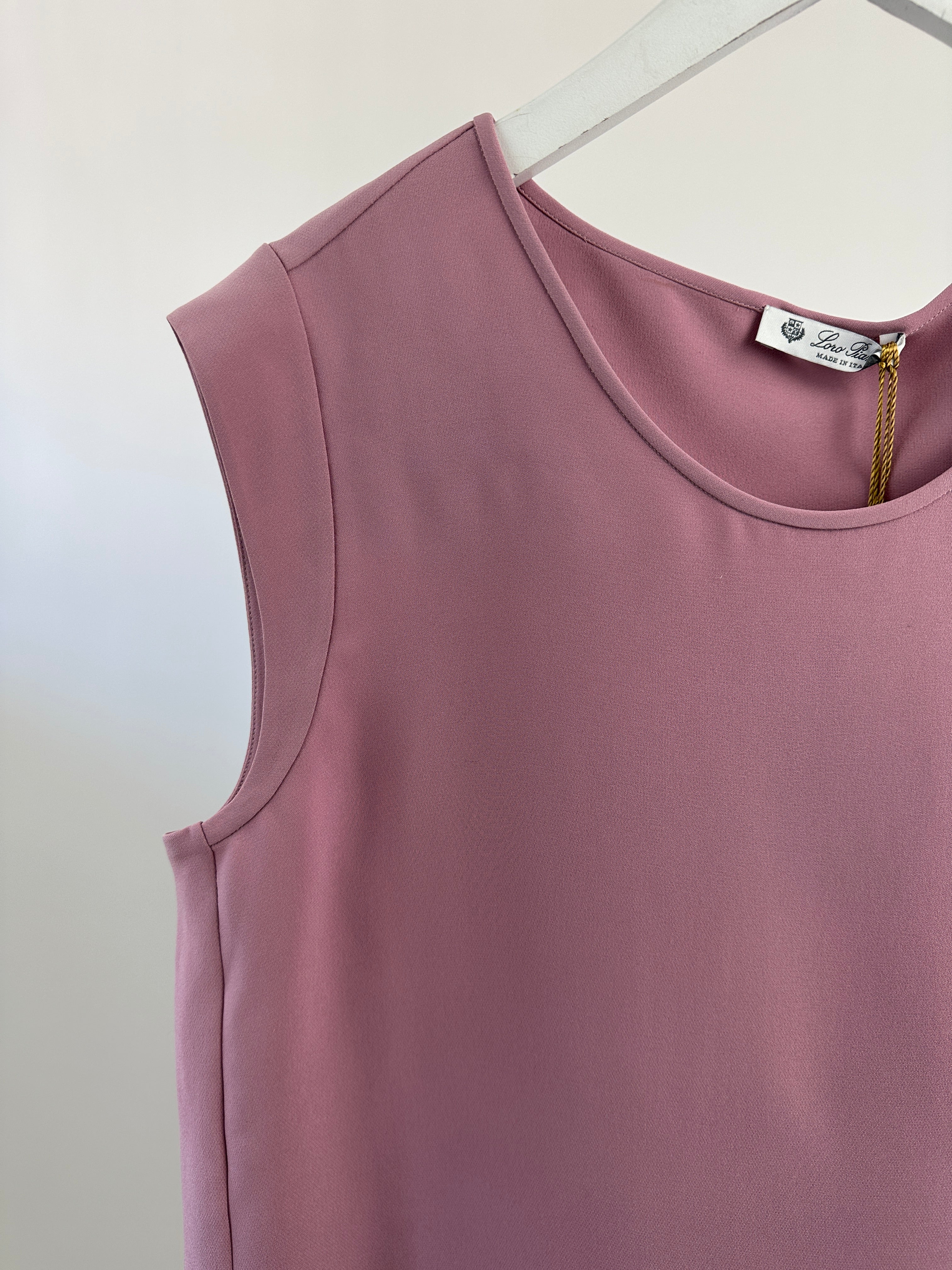 Loro Piana Light Purple Matt Sleeveless Silk Shirt - Image 4
