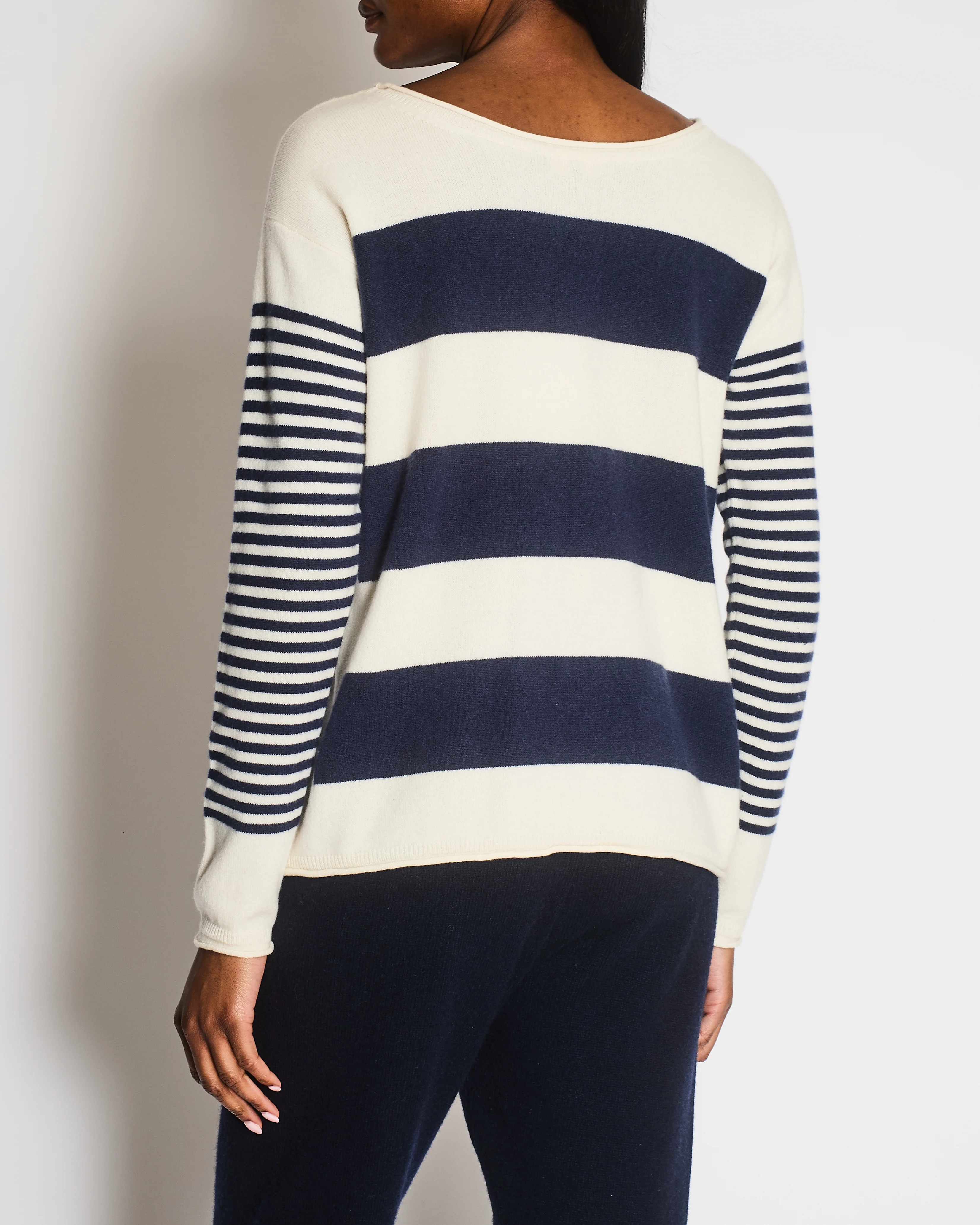 Loro Piana Navy and White Striped Baby Cashmere Jumper with Silver Logo Detail Size IT 48 (UK 16) - Image 2