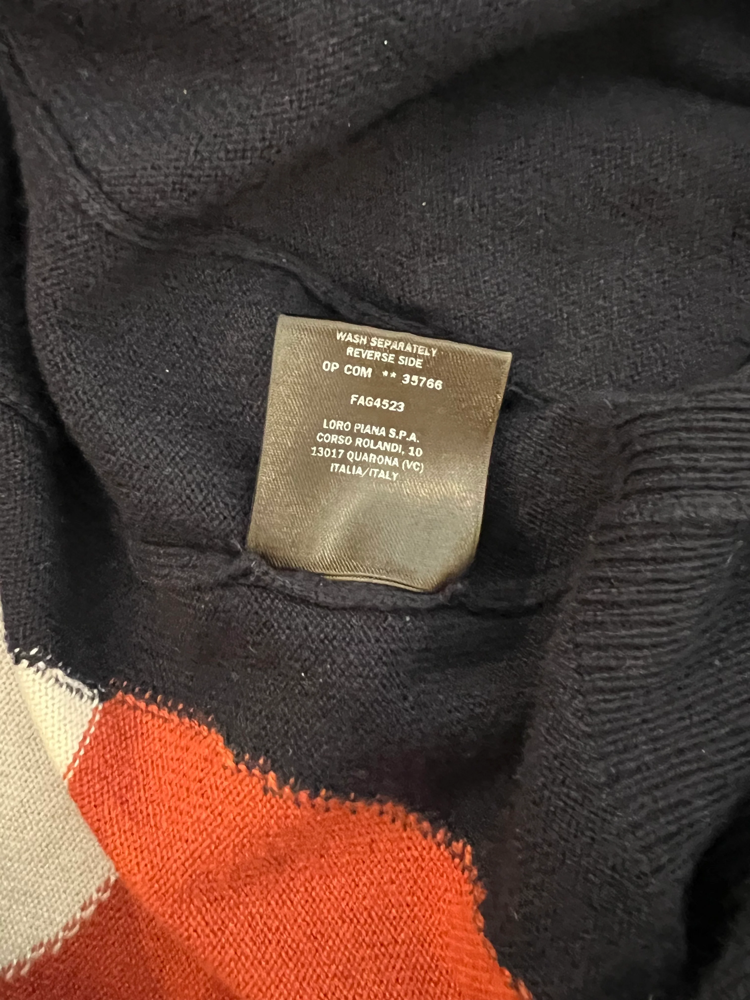 Loro Piana Navy Baby Cashmere Ribbed Long-Sleeved Hooded Gilet with Mushrooms and Fox Print Size IT 40 (UK 8) - Image 5