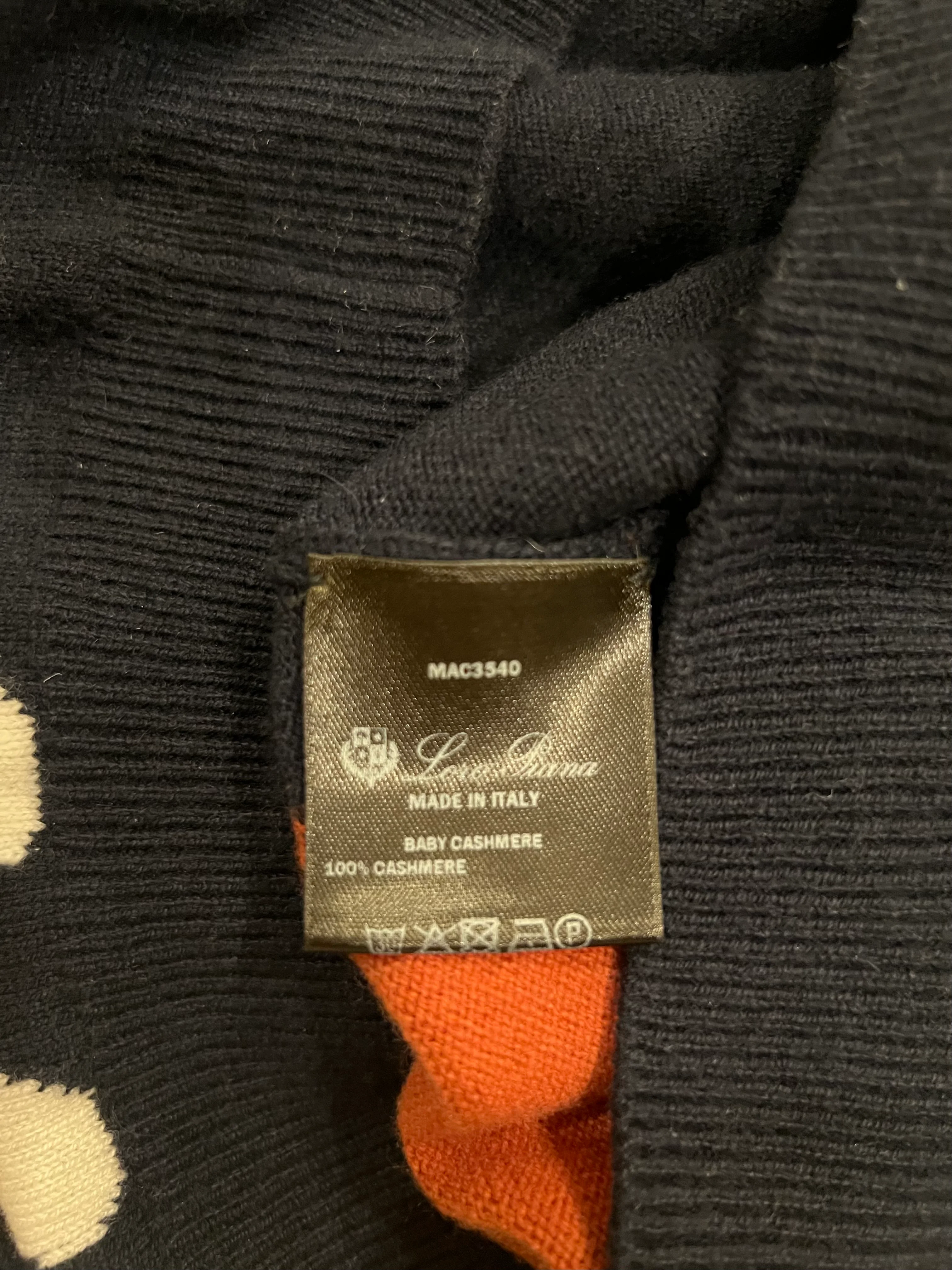 Loro Piana Navy Baby Cashmere Ribbed Long-Sleeved Hooded Gilet with Mushrooms and Fox Print Size IT 40 (UK 8) - Image 8
