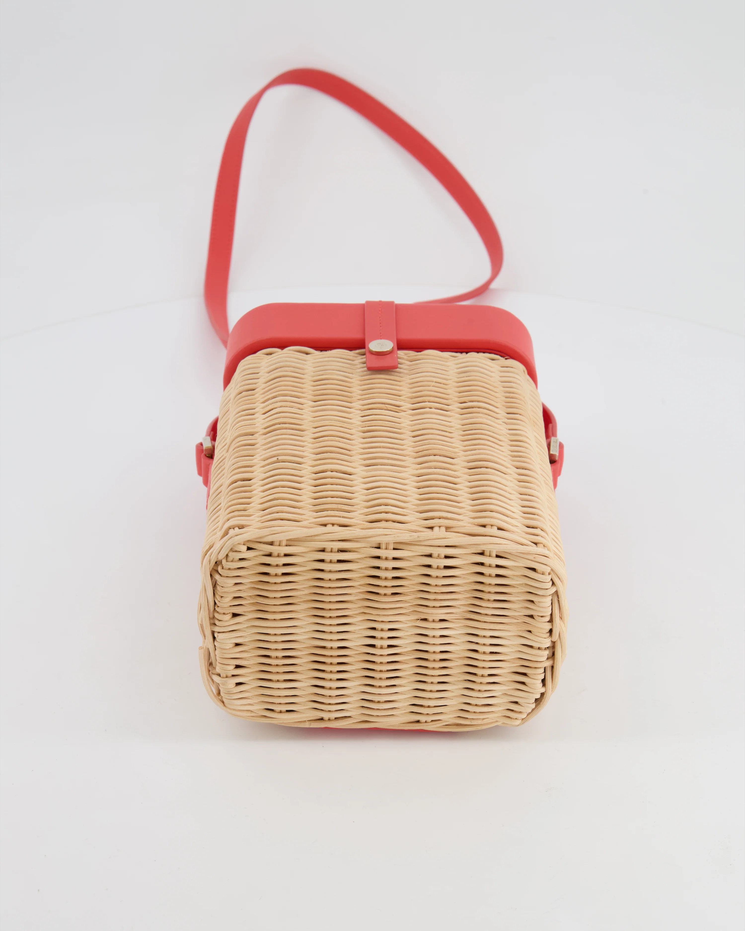 Loro Piana Pink Lambskin Leather and Wicker Crossbody Bucket Bag with Silver Hardware - Image 17