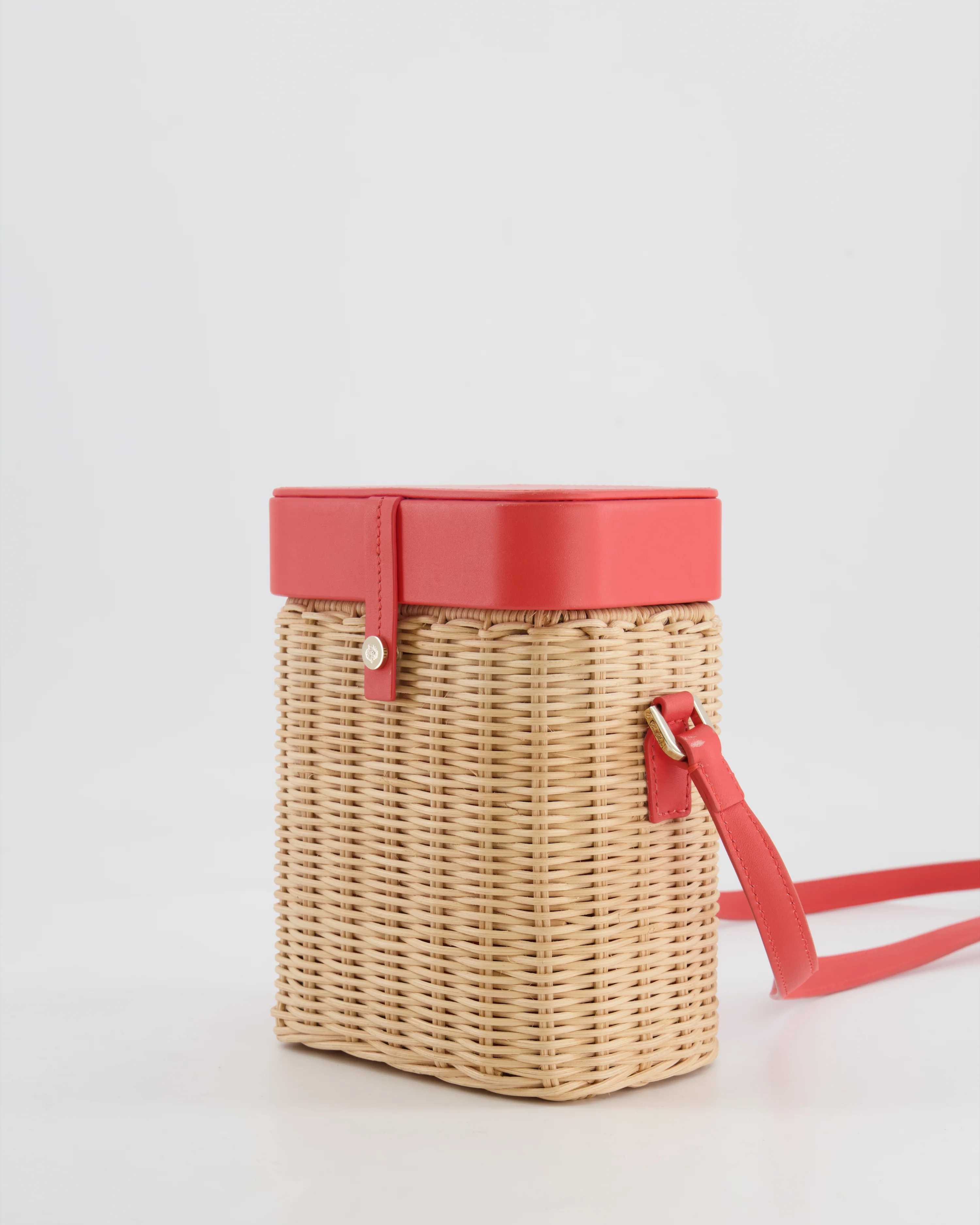 Loro Piana Pink Lambskin Leather and Wicker Crossbody Bucket Bag with Silver Hardware - Image 3