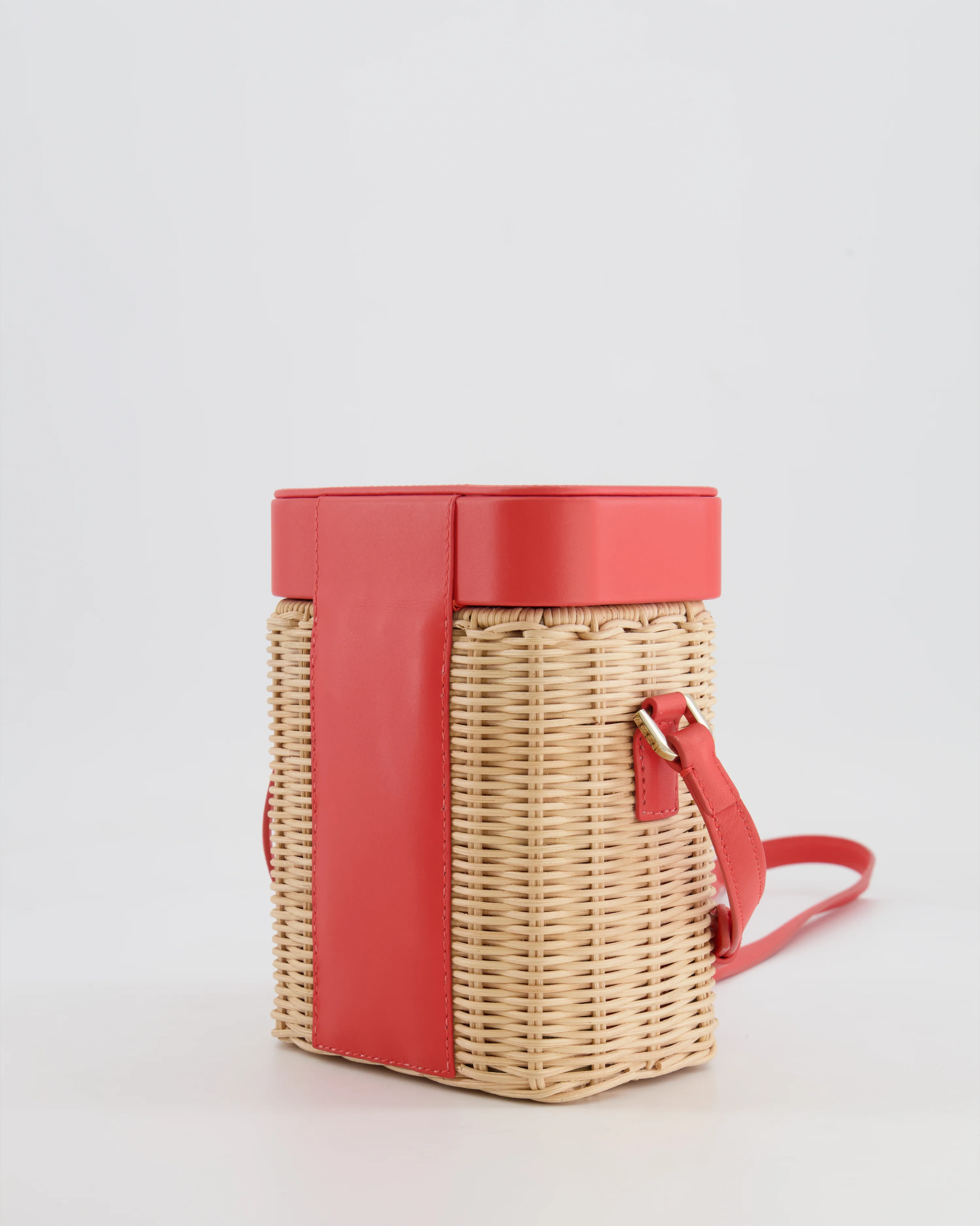 Loro Piana Pink Lambskin Leather and Wicker Crossbody Bucket Bag with Silver Hardware - Image 5
