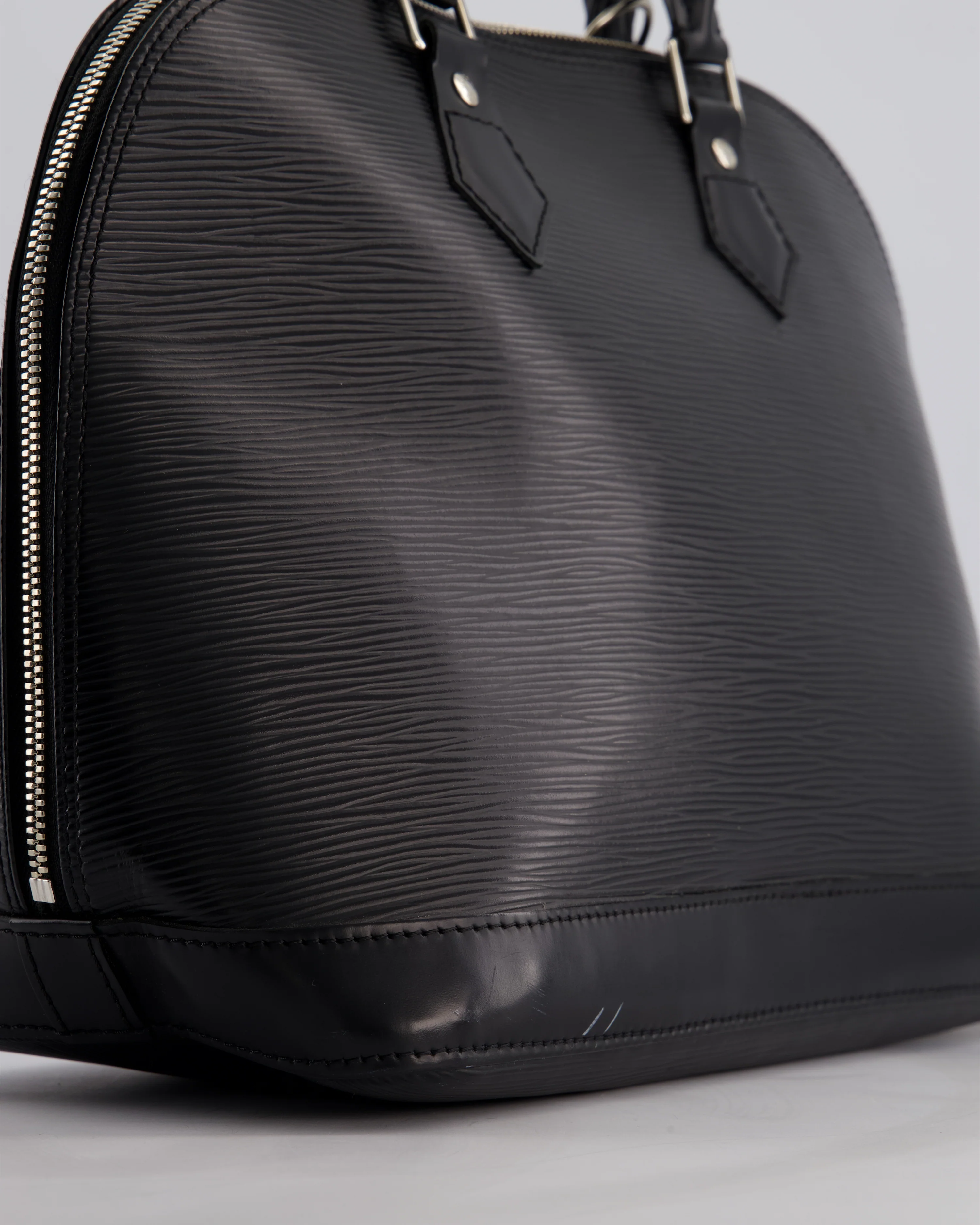Louis Vuitton Alma PM Bag in Black Epi Leather with Silver Hardware - Image 14