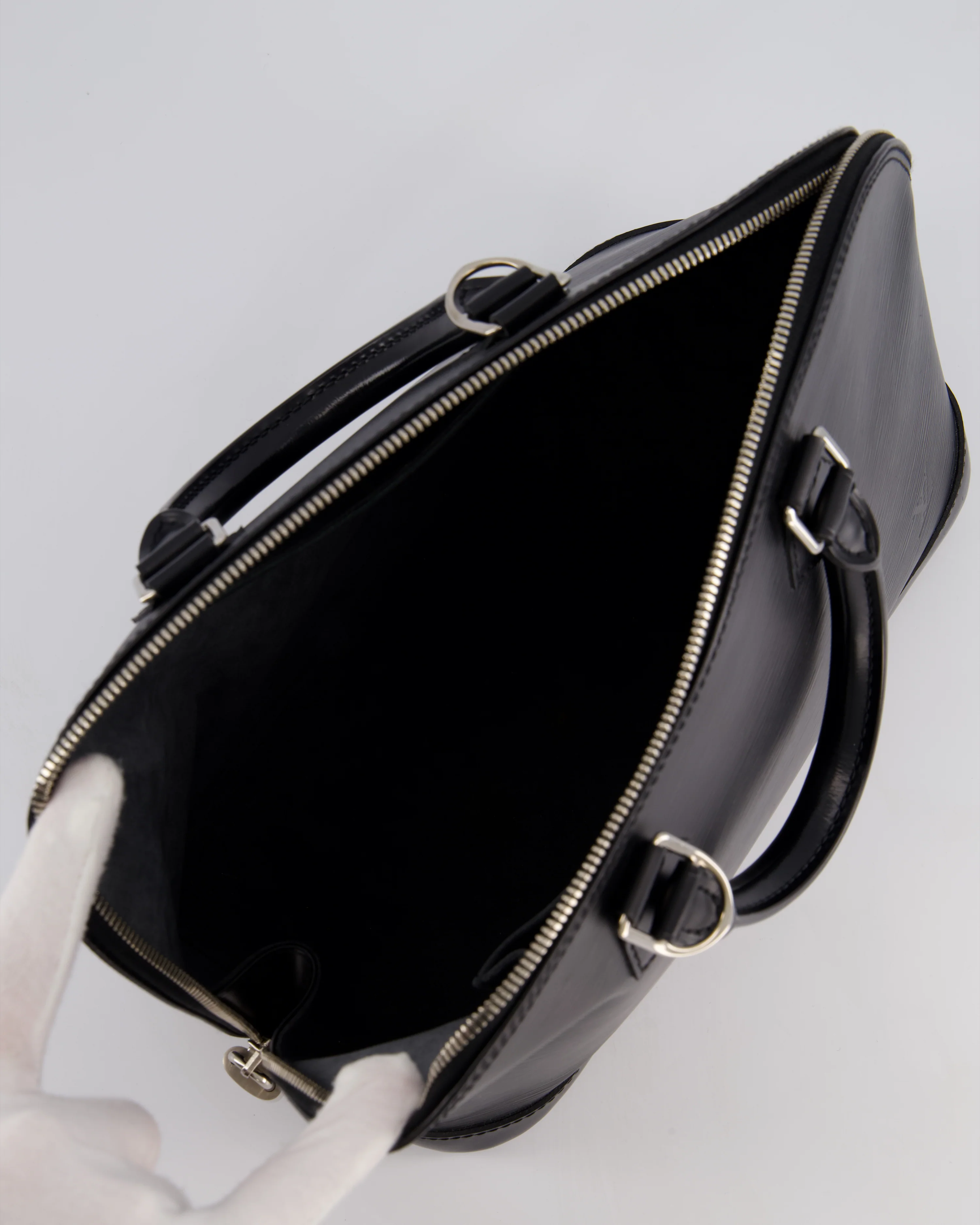 Louis Vuitton Alma PM Bag in Black Epi Leather with Silver Hardware - Image 17