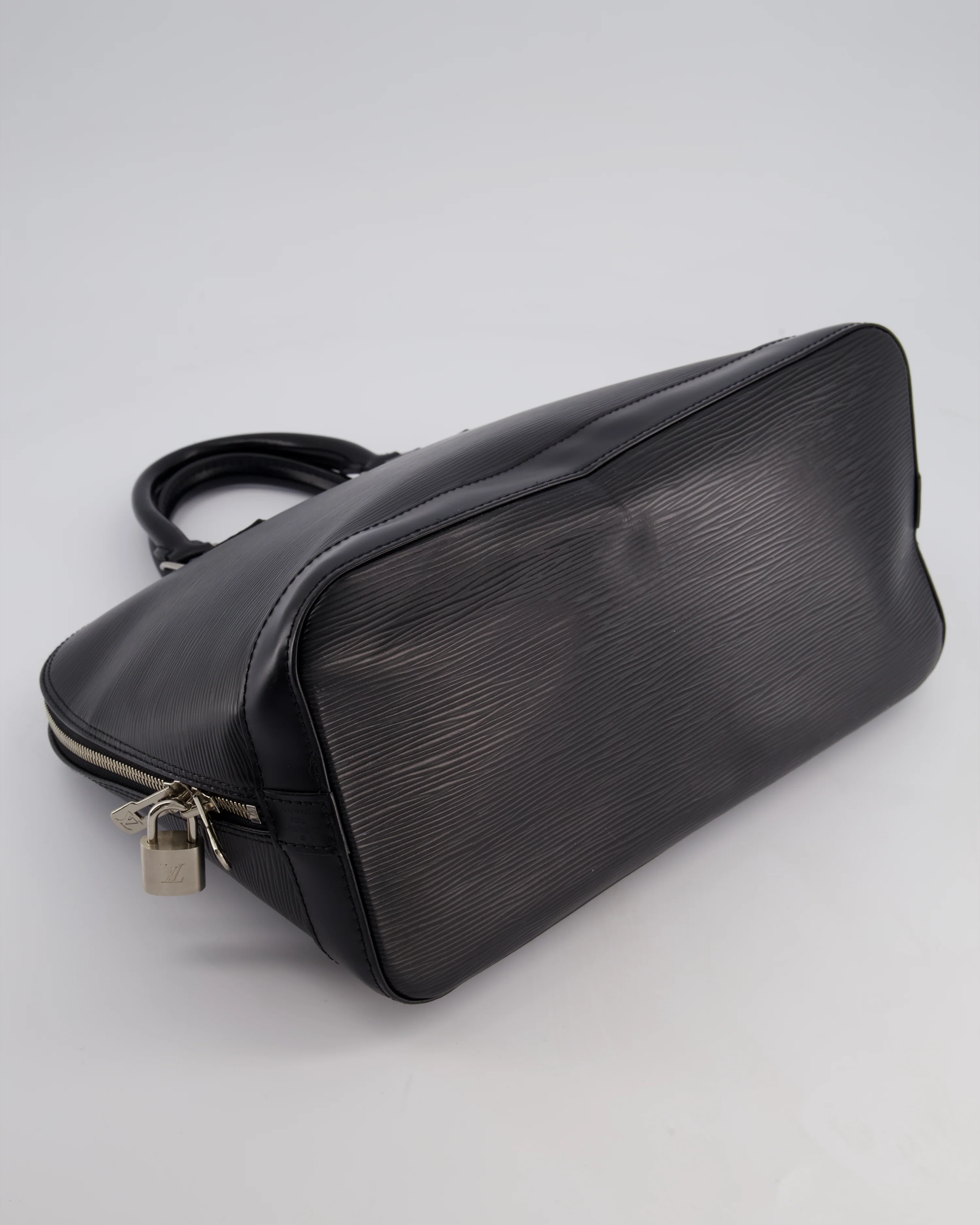 Louis Vuitton Alma PM Bag in Black Epi Leather with Silver Hardware - Image 19