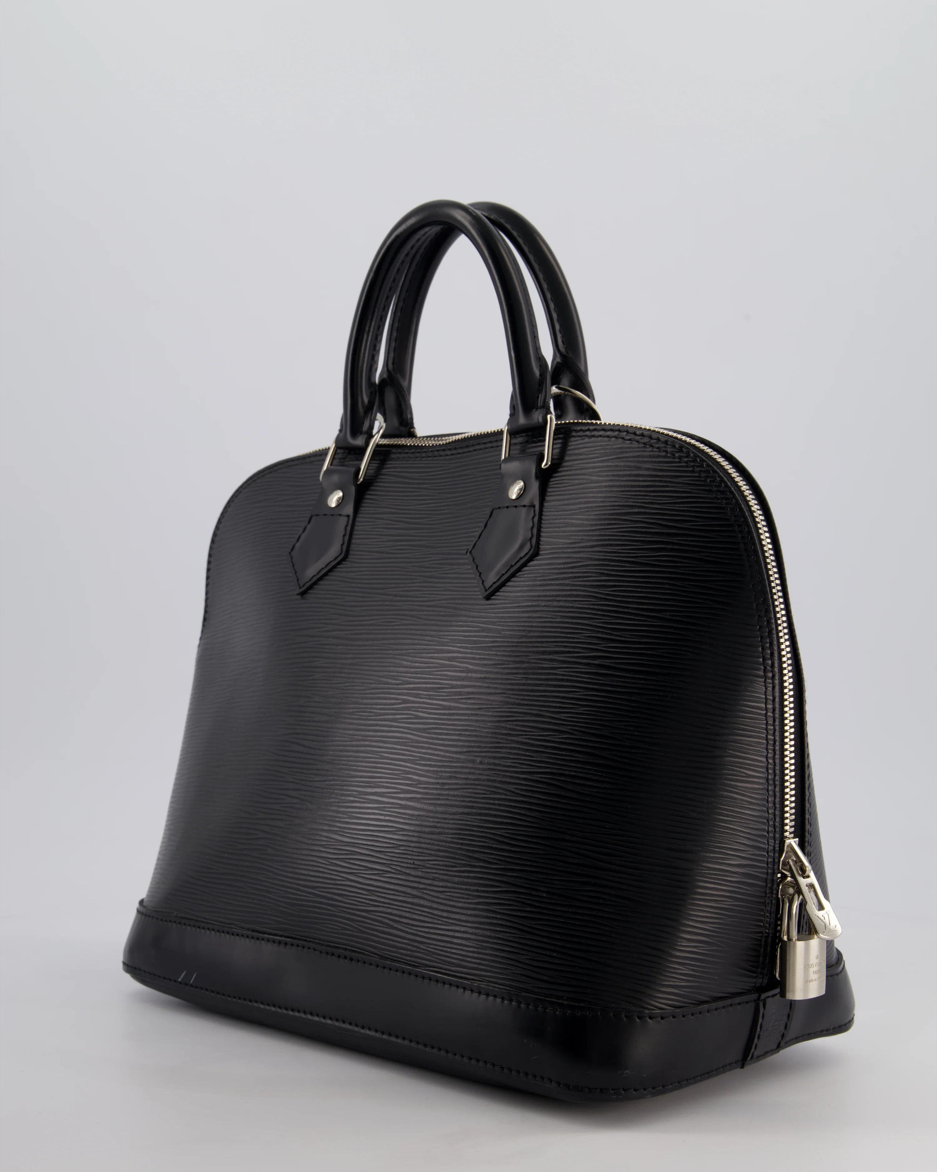 Louis Vuitton Alma PM Bag in Black Epi Leather with Silver Hardware - Image 6
