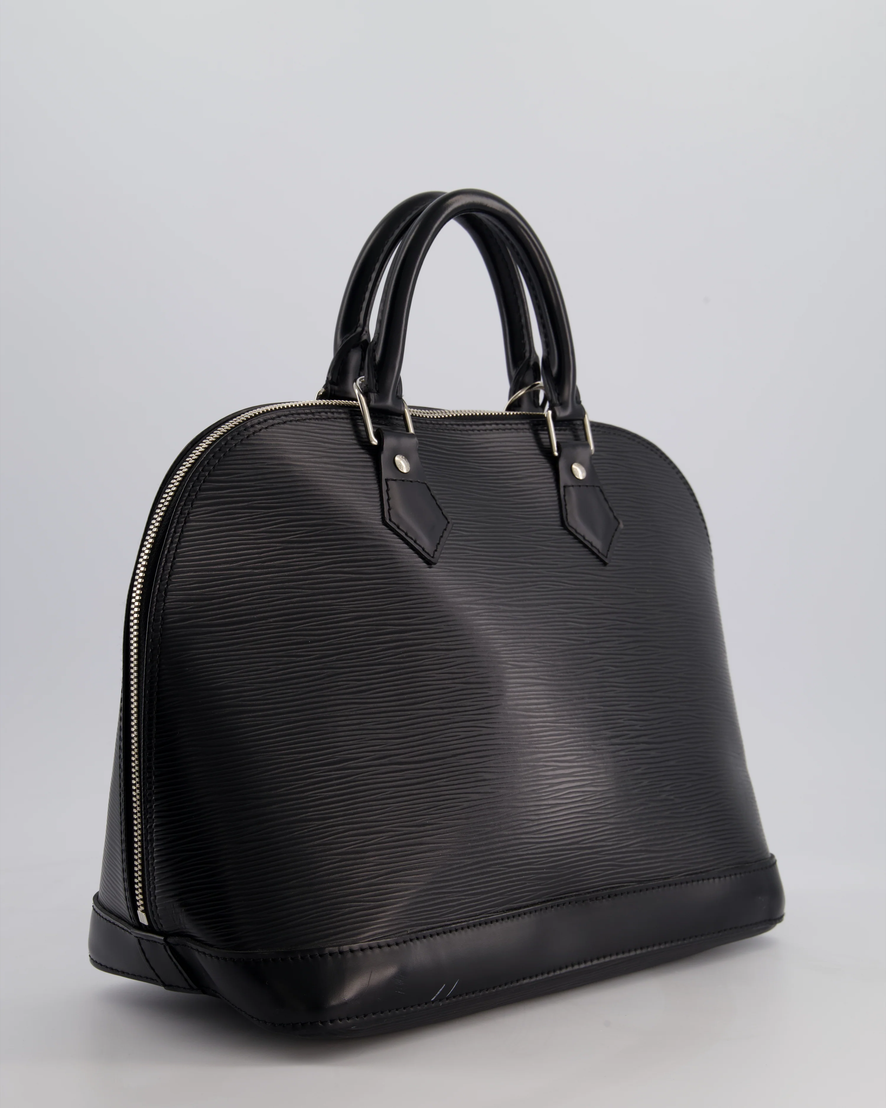 Louis Vuitton Alma PM Bag in Black Epi Leather with Silver Hardware - Image 8