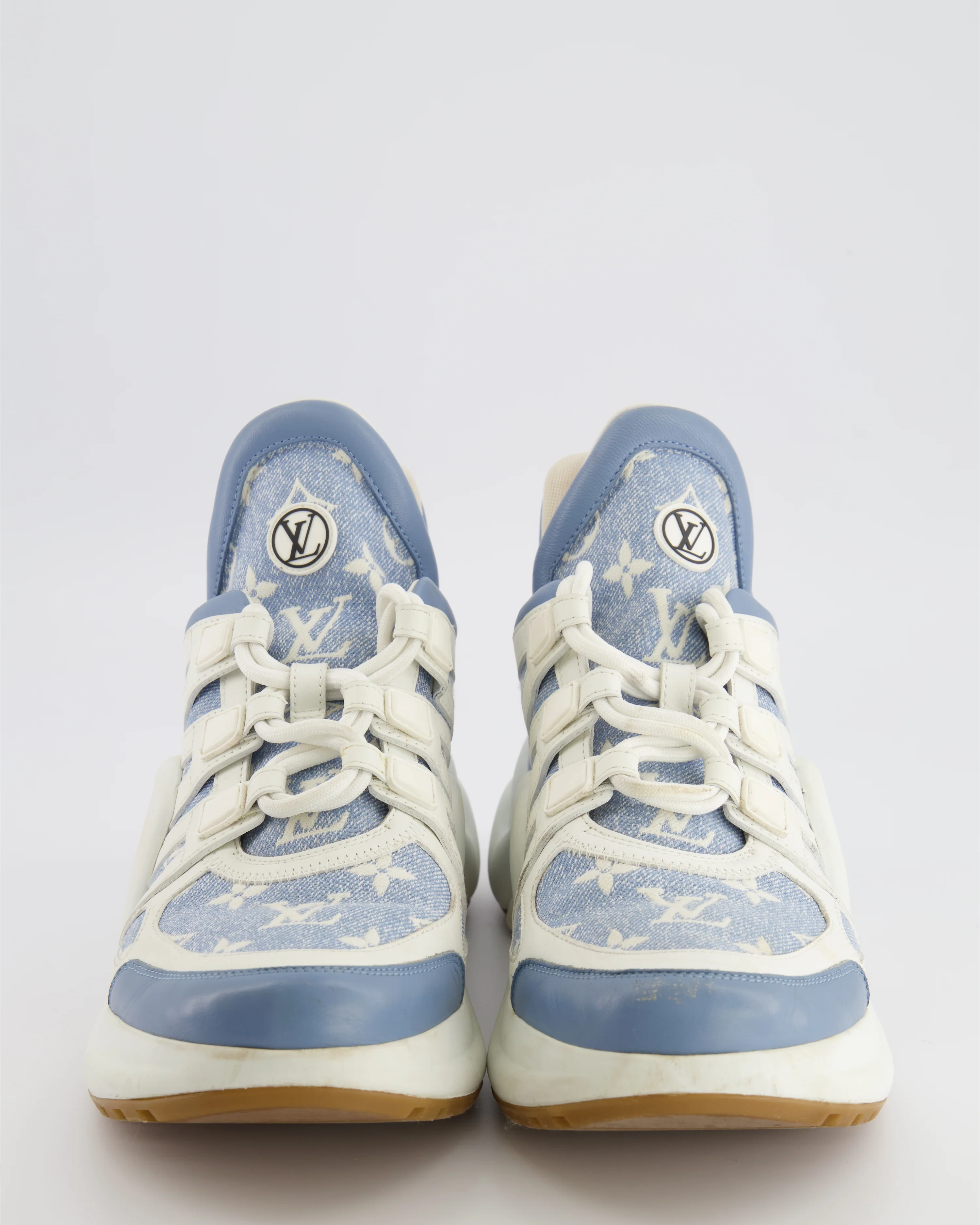 Louis Vuitton Archlight Trainers in Blue Monogram Denim with White Soles and Leather Trims with LV Logo Detail Size EU 39.5 RRP £1,110 - Image 4