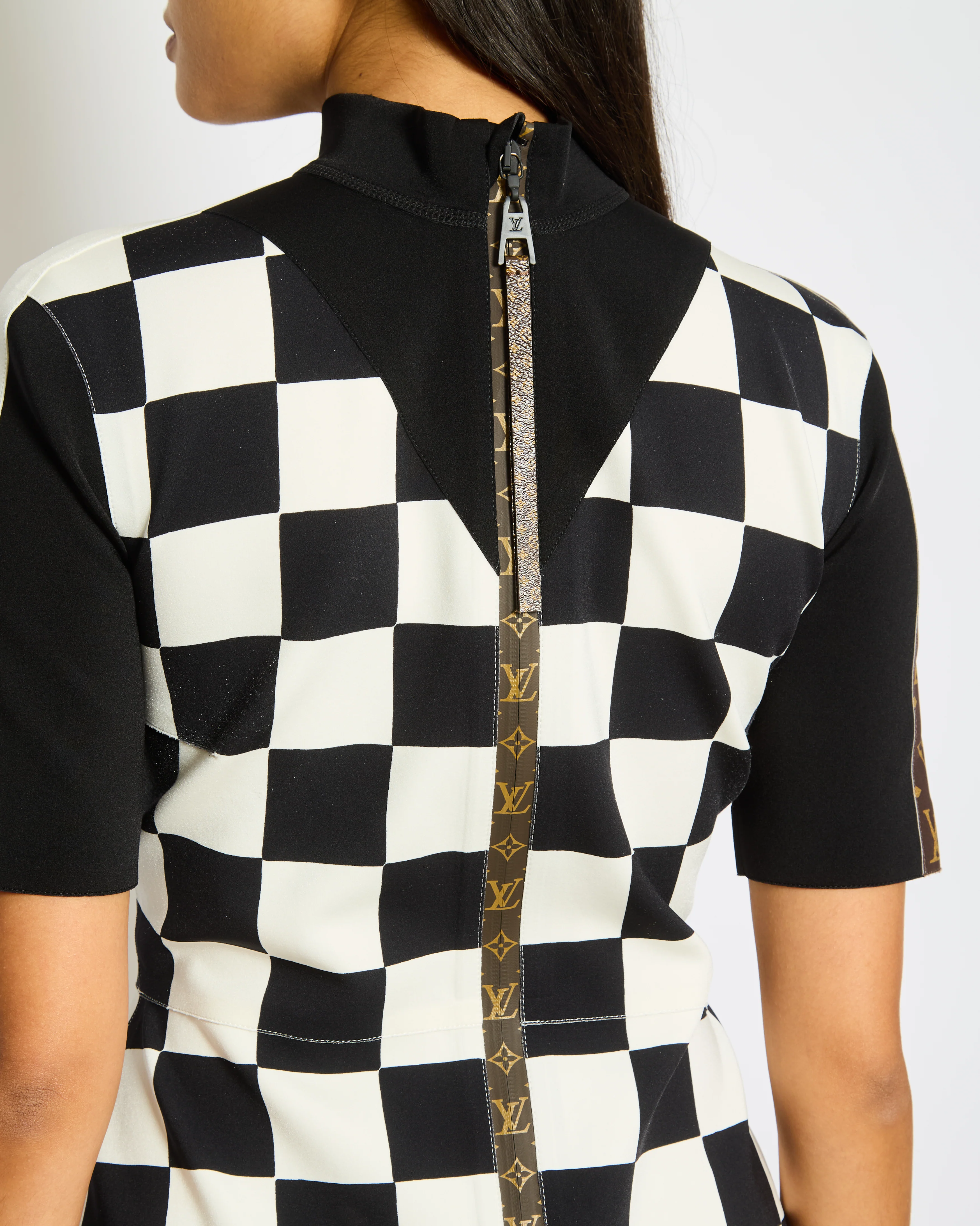 Louis Vuitton Black and White Checkered Mini Dress with Brown Monogram Details FR 38 (UK 10) - Image 4