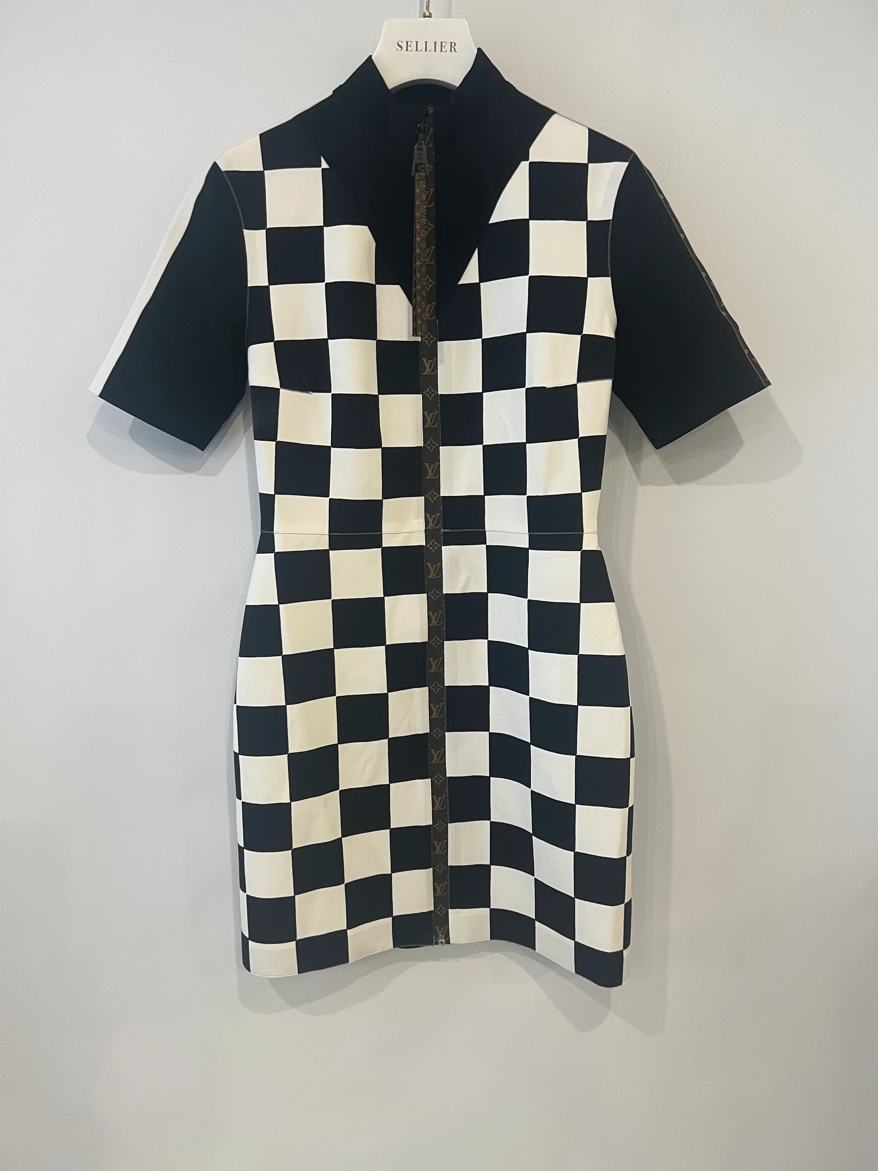 Louis Vuitton Black and White Checkered Mini Dress with Brown Monogram Details FR 38 (UK 10) - Image 8
