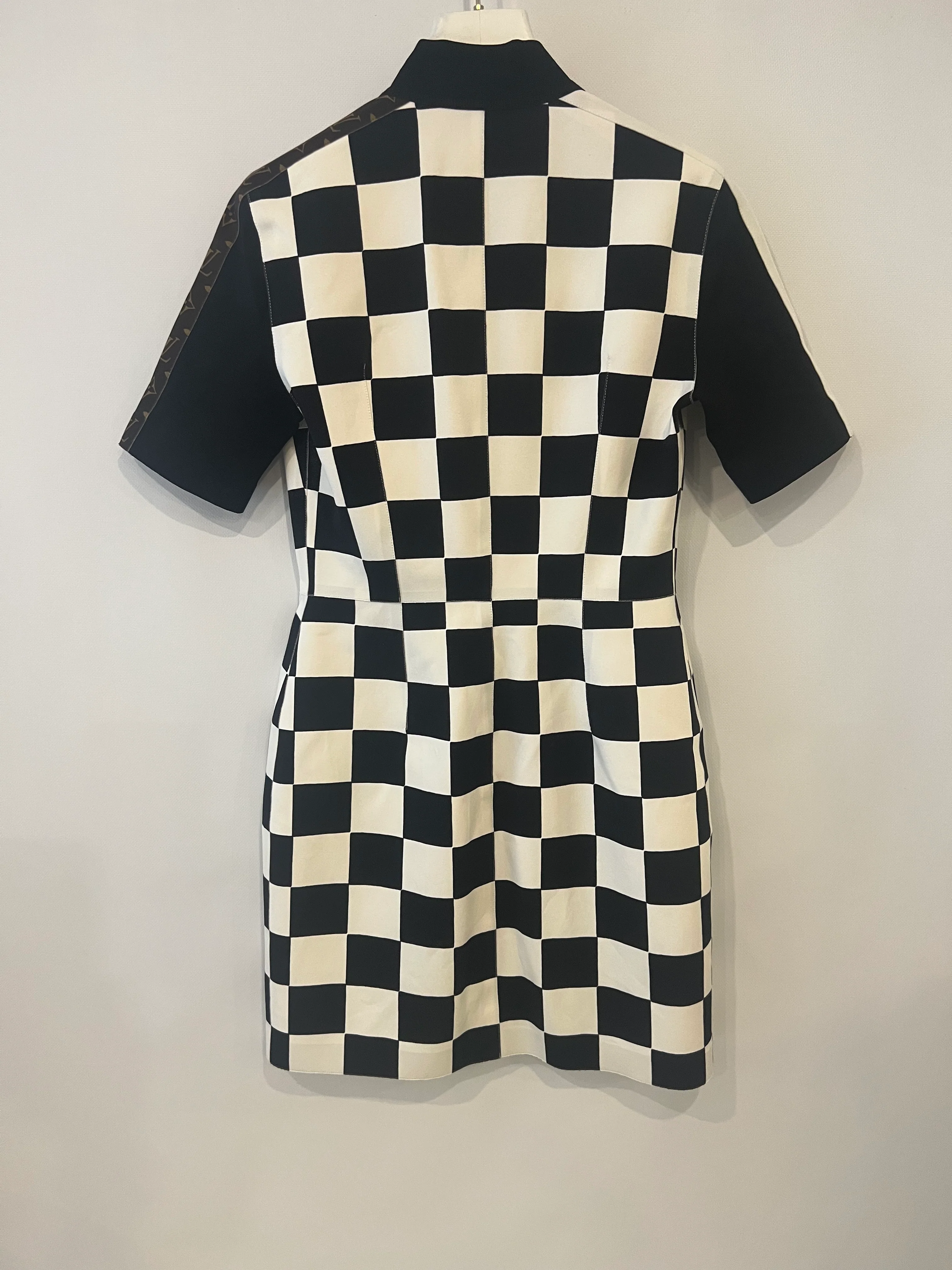 Louis Vuitton Black and White Checkered Mini Dress with Brown Monogram Details FR 38 (UK 10) - Image 9