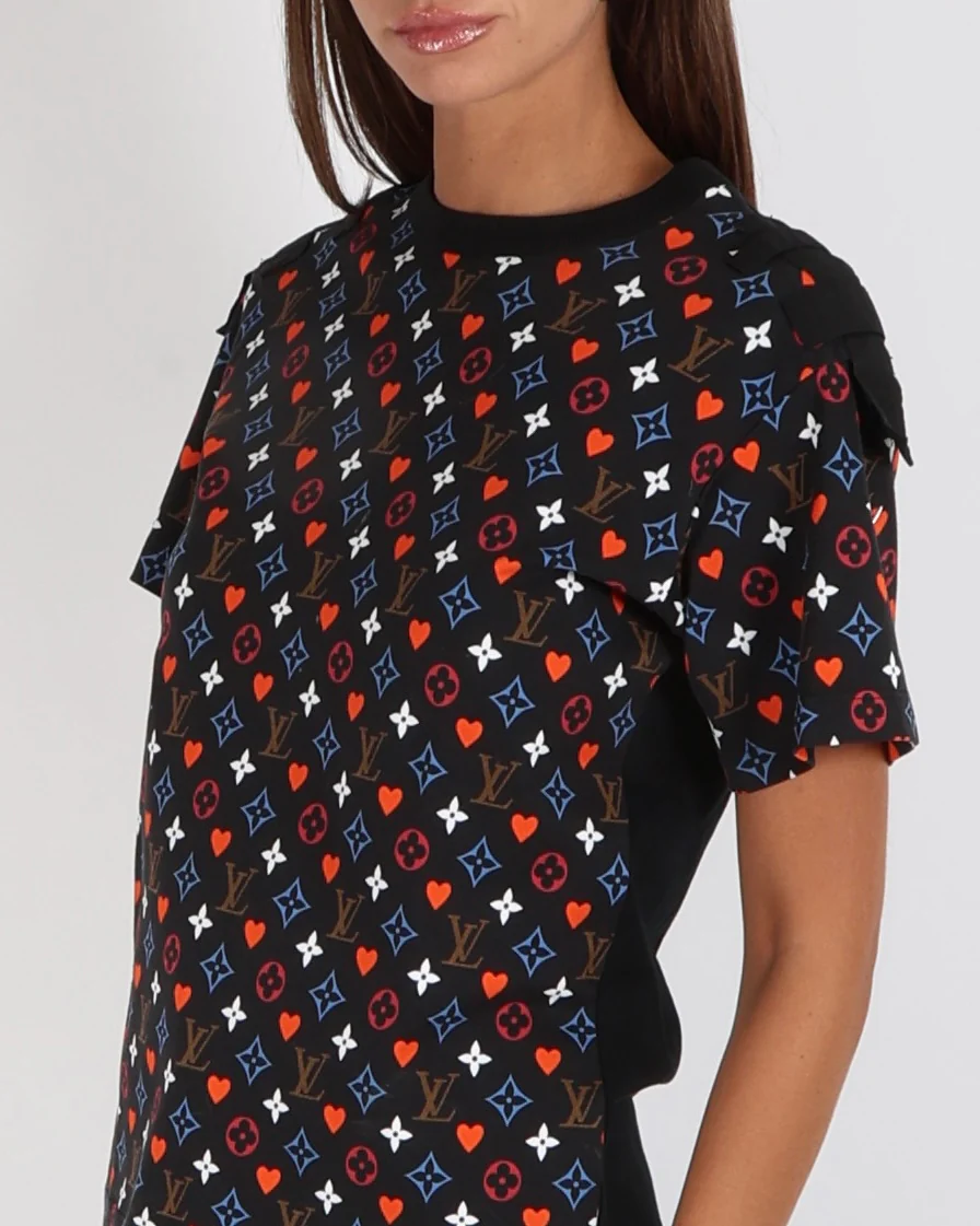 Louis Vuitton Black Game-On T-Shirt with Multi-Colour Monogram Pattern and Red Heart Motif with Silver Stud Details Size S (UK 8) - Image 2