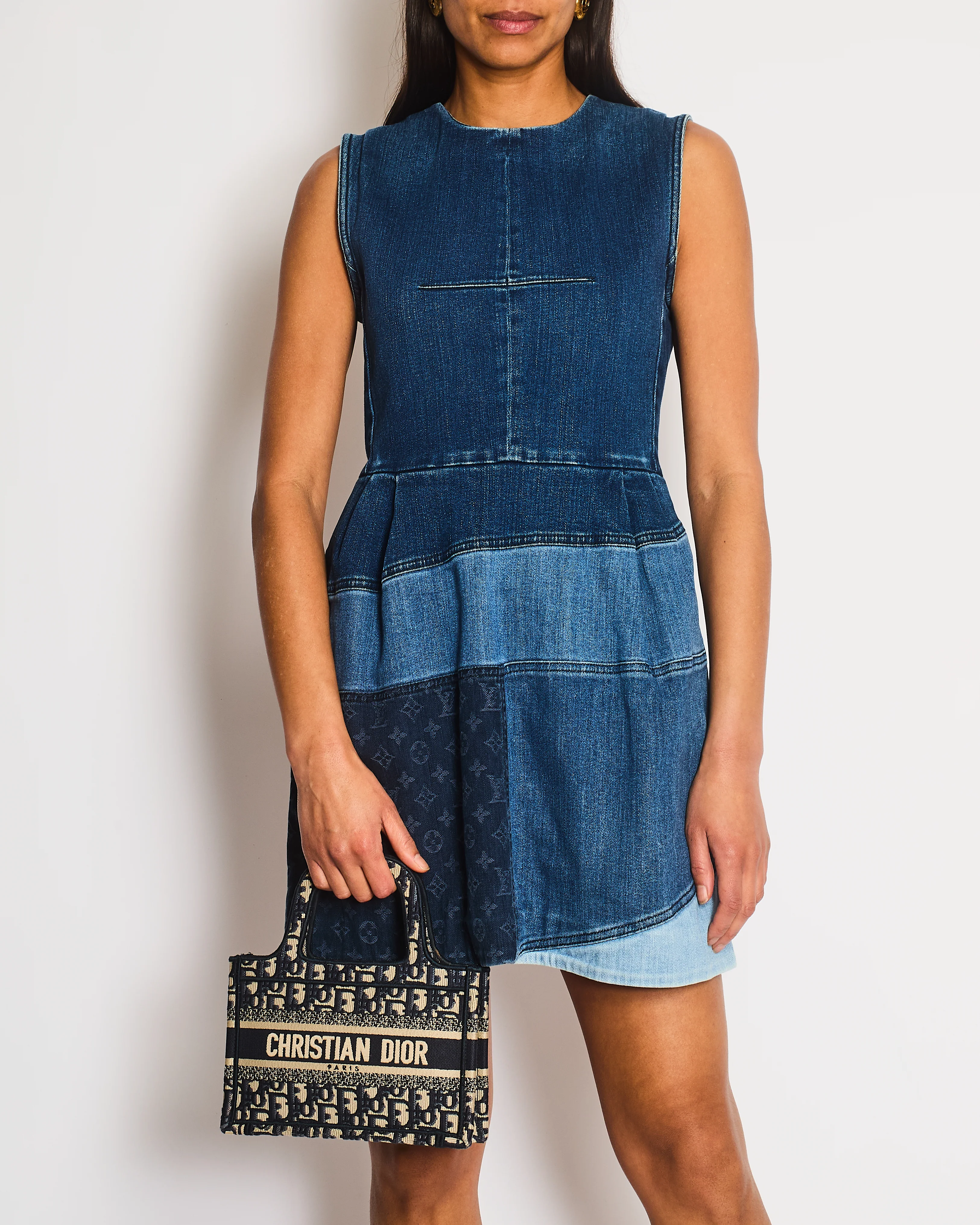 Louis Vuitton Denim Mini Sleeveless Dress with Patchwork Monogram Details Size FR 40 (UK 12) - Image 2