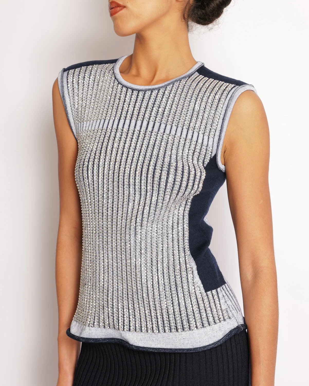 *RUNWAY* Louis Vuitton Fall 2015 Navy and White Knit Crystal Embellished Top and Skirt Set Size S/L (UK 8/12) - Image 2