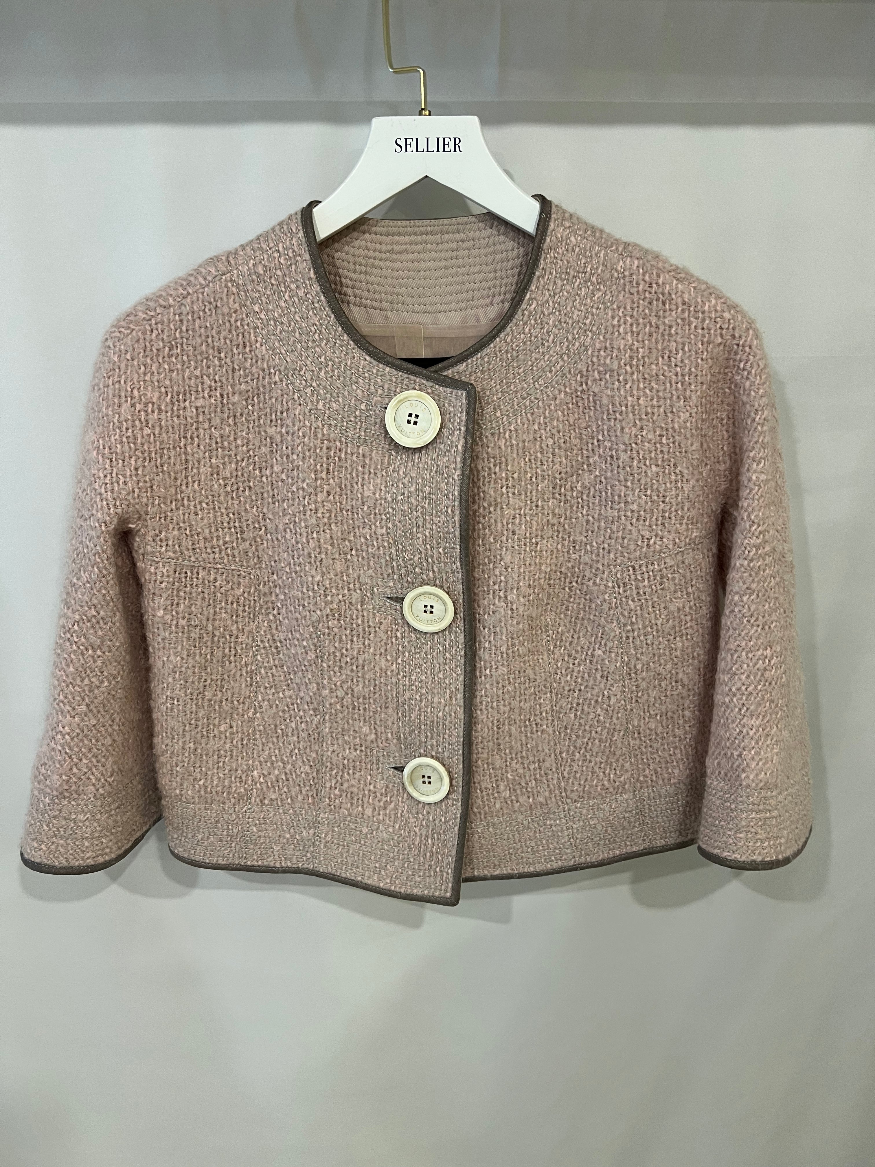 Louis Vuitton Pink Wool Tweed Jacket with Gold Detailing Size FR 38 (UK 10) - Image 4