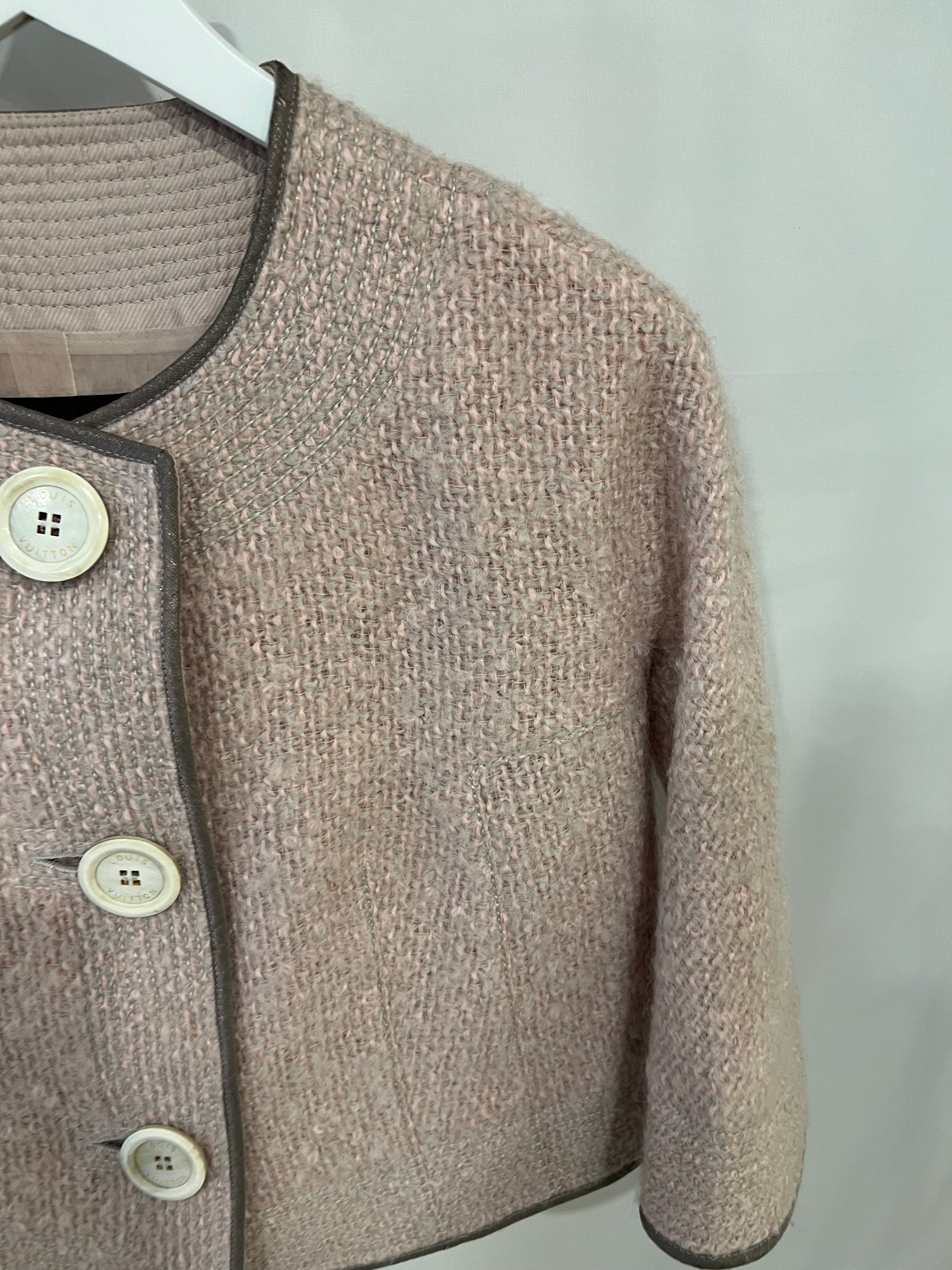 Louis Vuitton Pink Wool Tweed Jacket with Gold Detailing Size FR 38 (UK 10) - Image 7