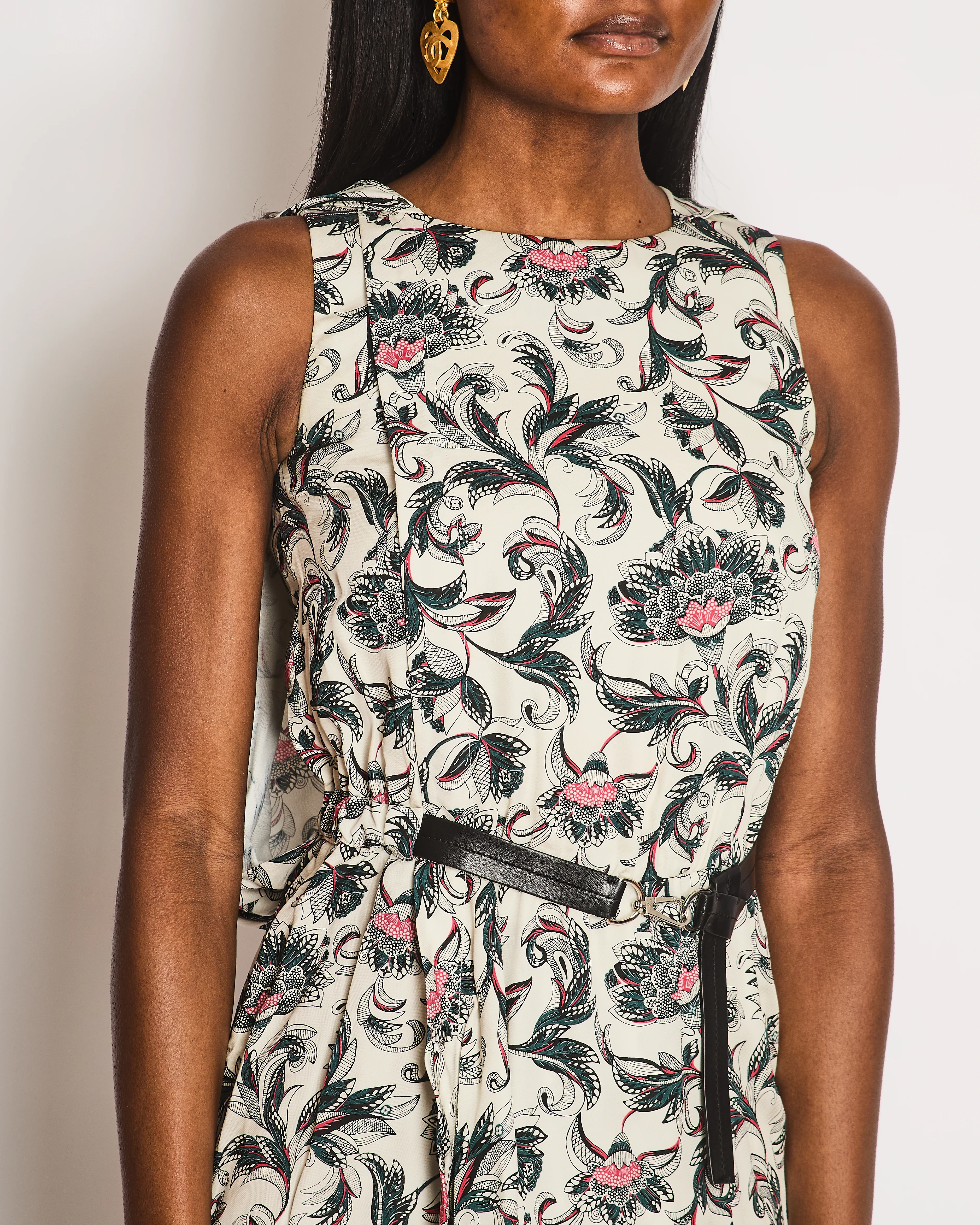 Louis Vuitton White Sleeveless Belted Printed Midi Dress with Cape Detail Size FR 34 (UK 6) - Image 4
