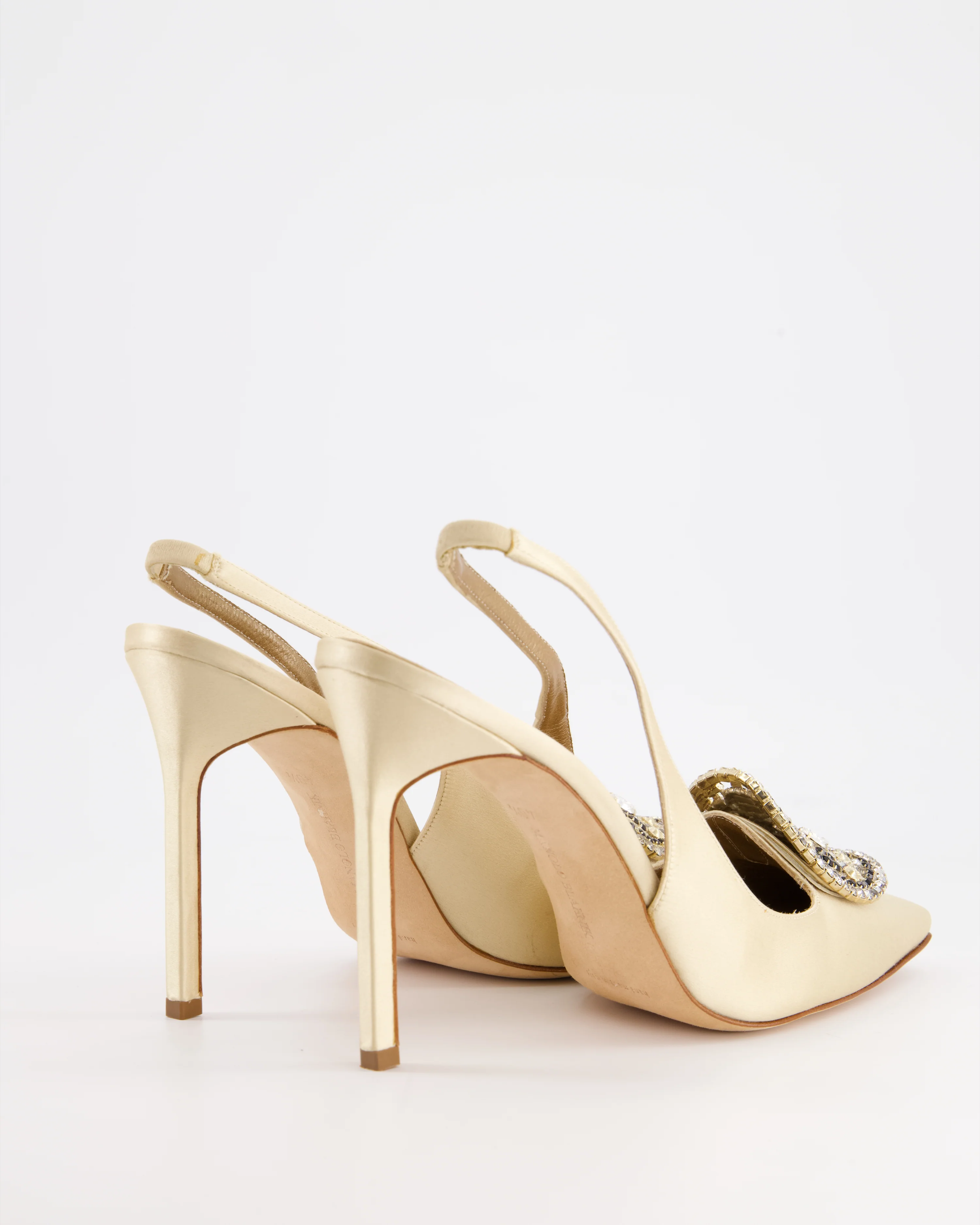 Manolo Blahnik Ivory Satin Sling-Back Heels with Jewel Detail Size EU 40.5 - Image 3