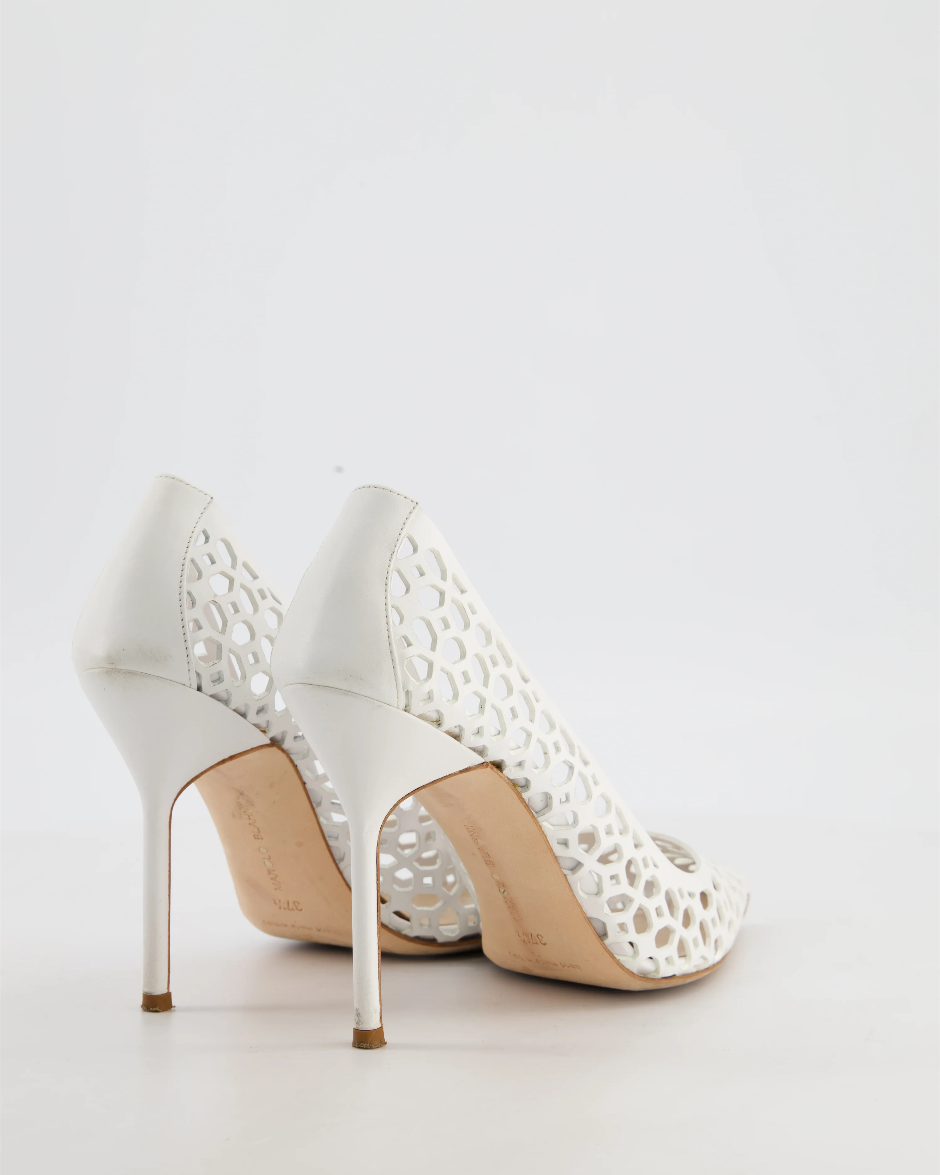 Manolo Blahnik White BB Laserato 105 Laser Cut Heels Size EU 37.5 - Image 4