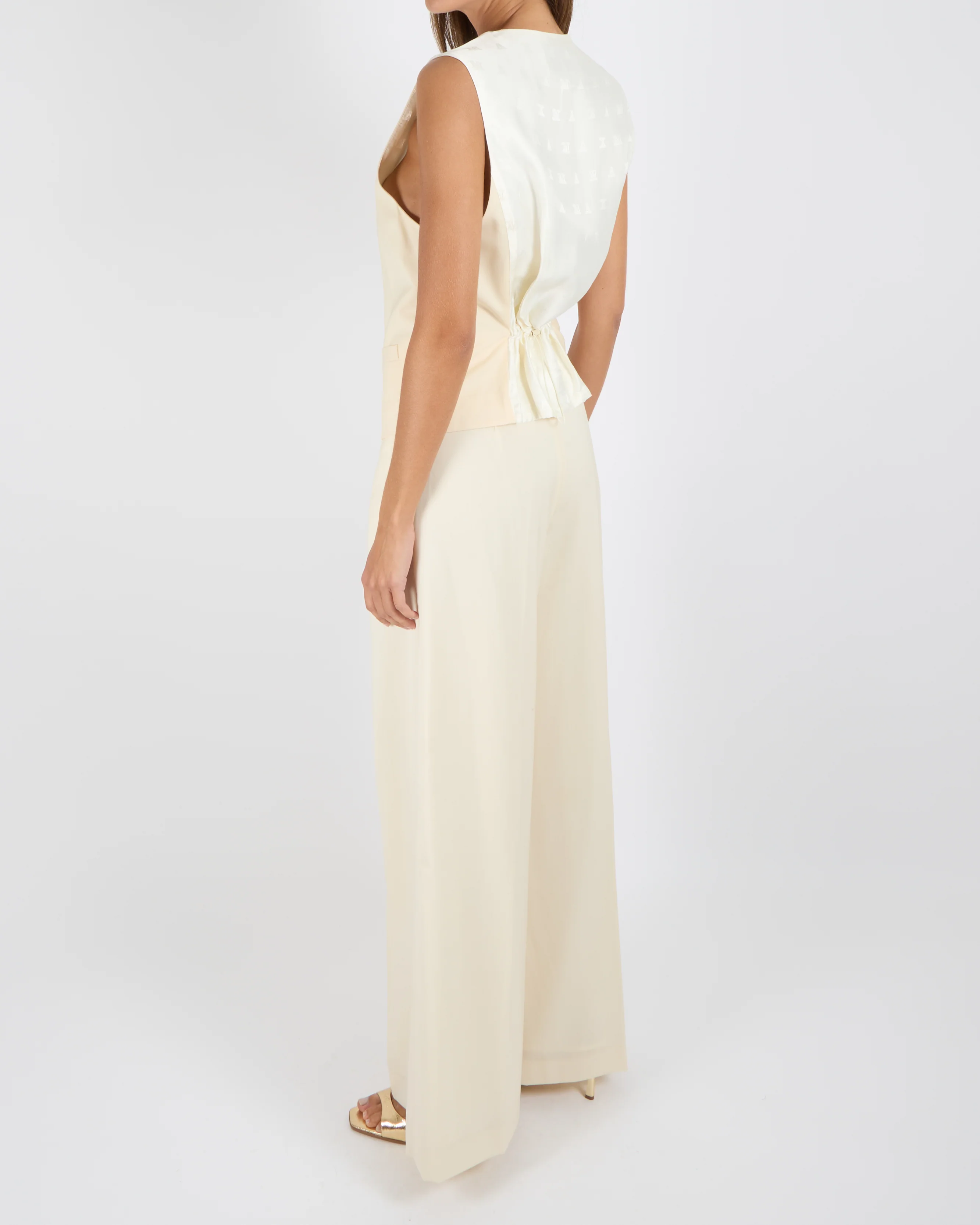 Max Mara Cream Wool Vest and Trouser Set Size IT 40 (UK 8) RRP £1,275 - Image 4