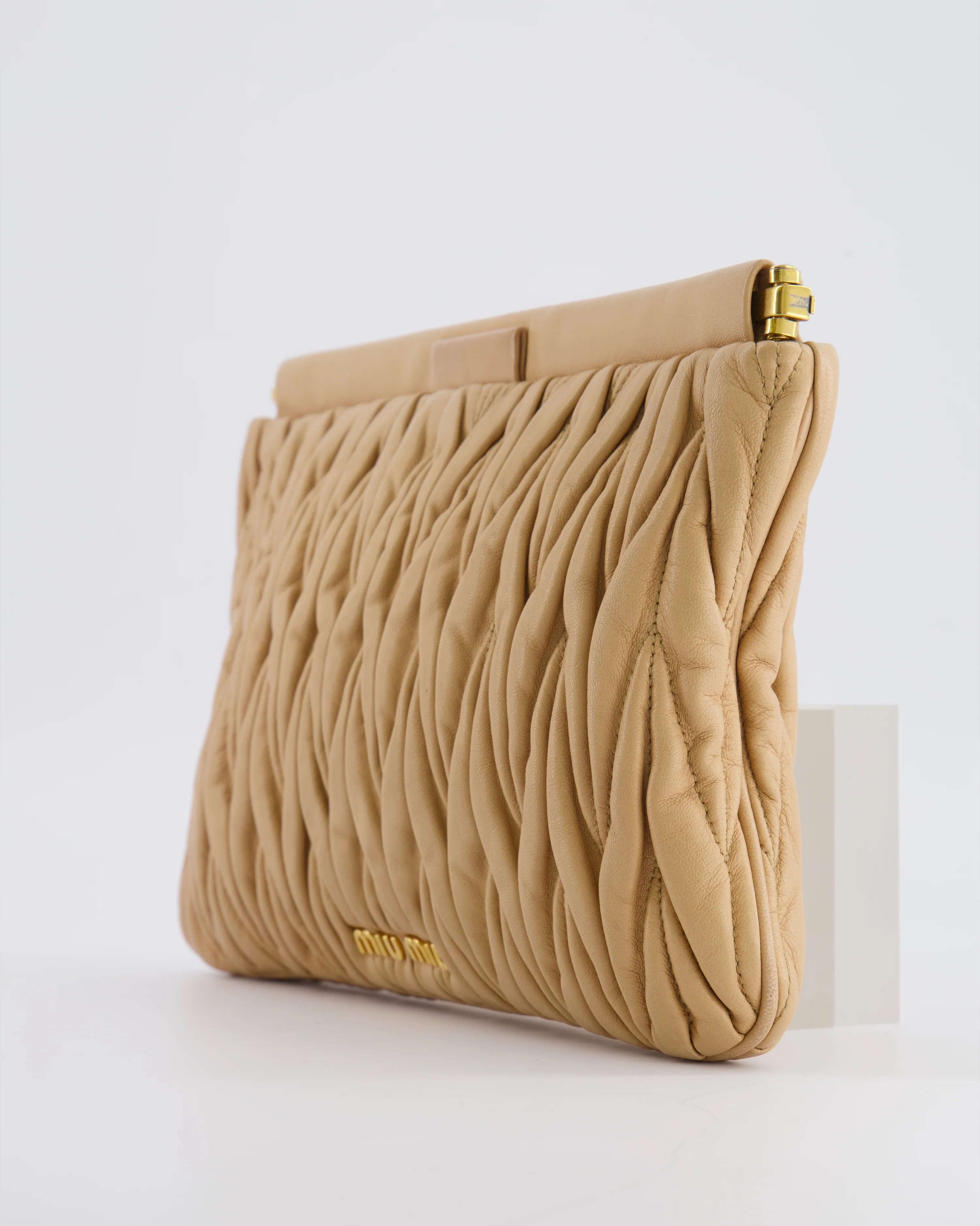 Miu Miu Beige Matelasse Leather Pouch Bag with Gold Hardware RRP £1,000 - Image 11