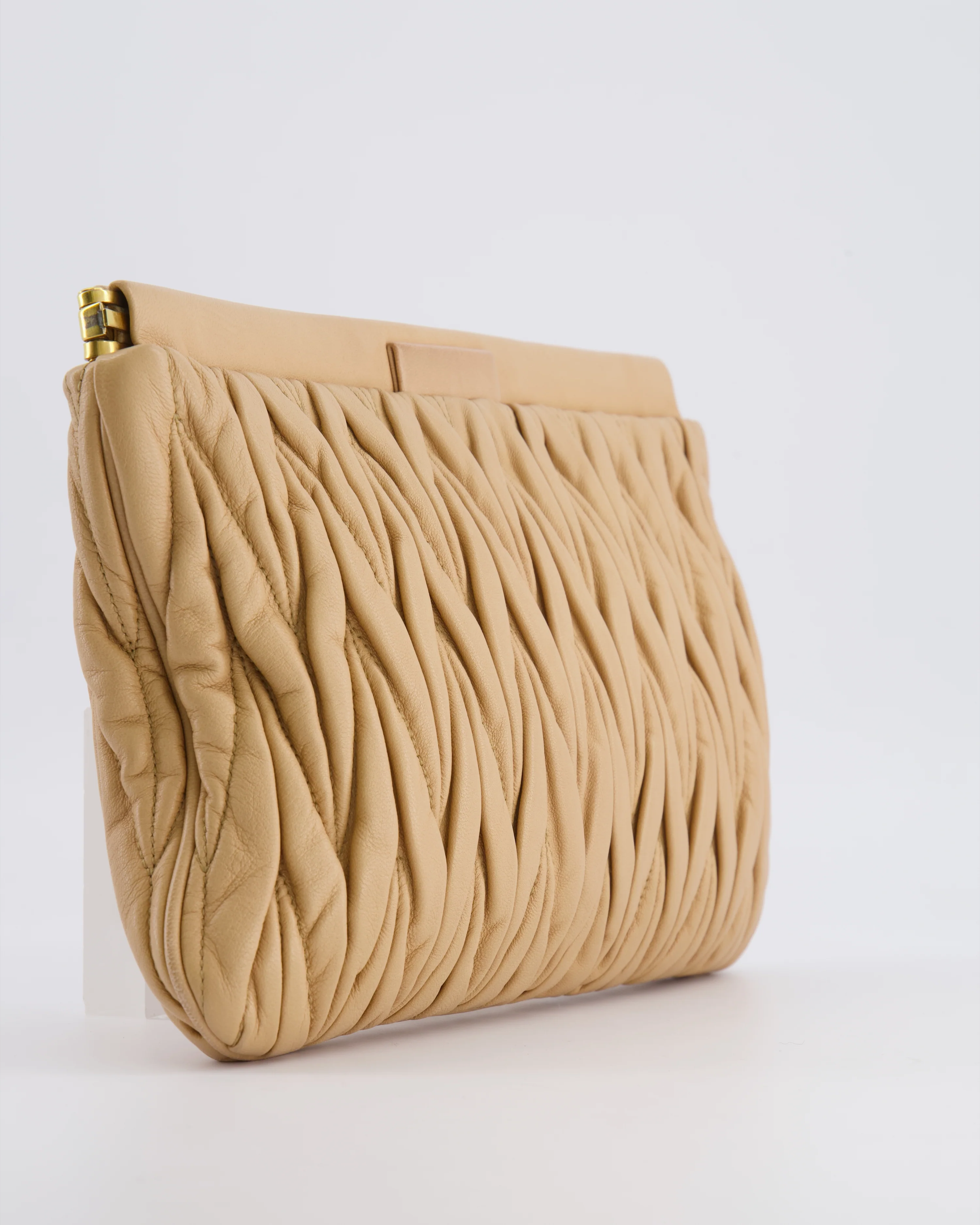 Miu Miu Beige Matelasse Leather Pouch Bag with Gold Hardware RRP £1,000 - Image 12