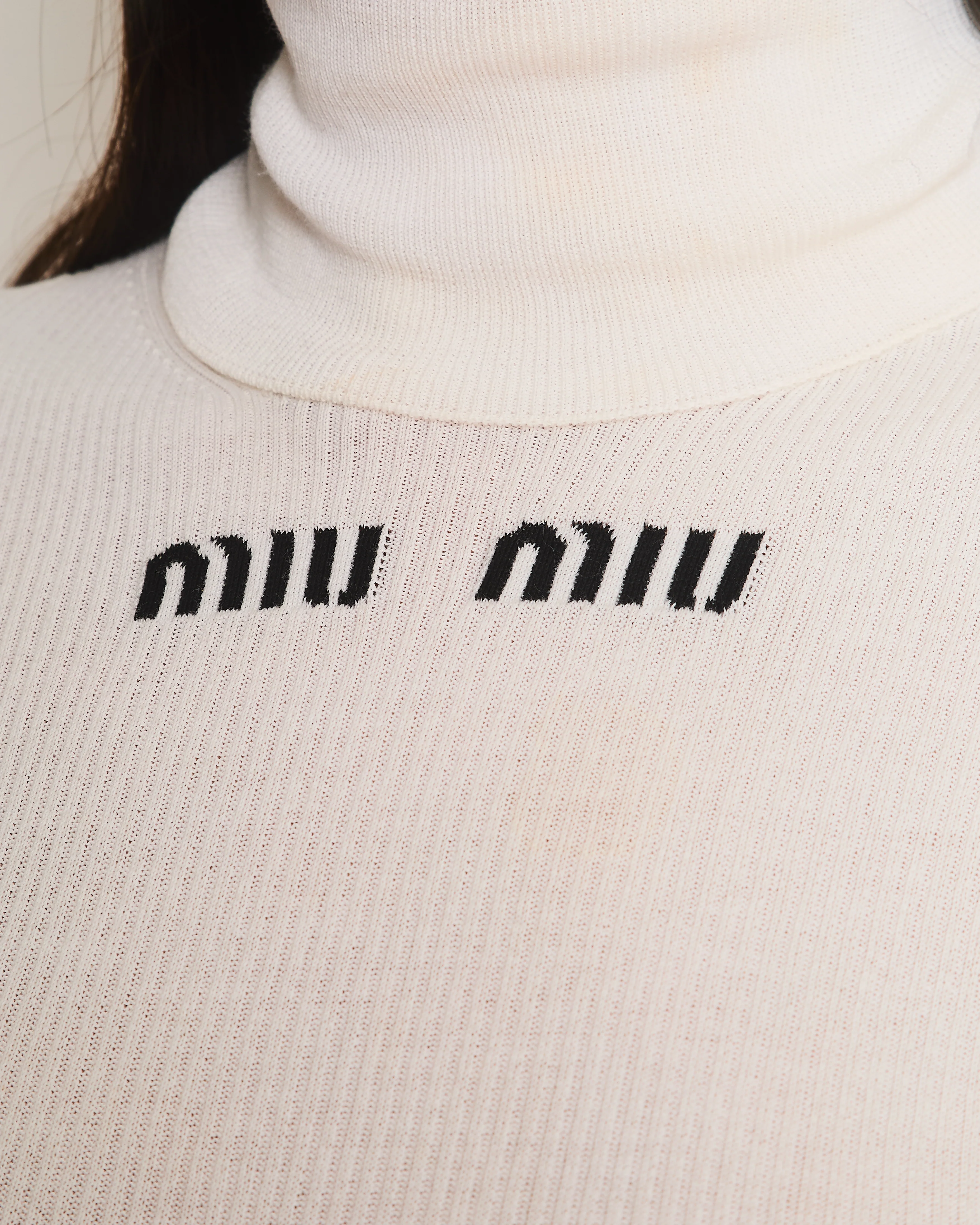 Miu Miu White Ribbed Short Sleeve Logo High Neck Jumper Size IT 38 (UK 6) - Image 3