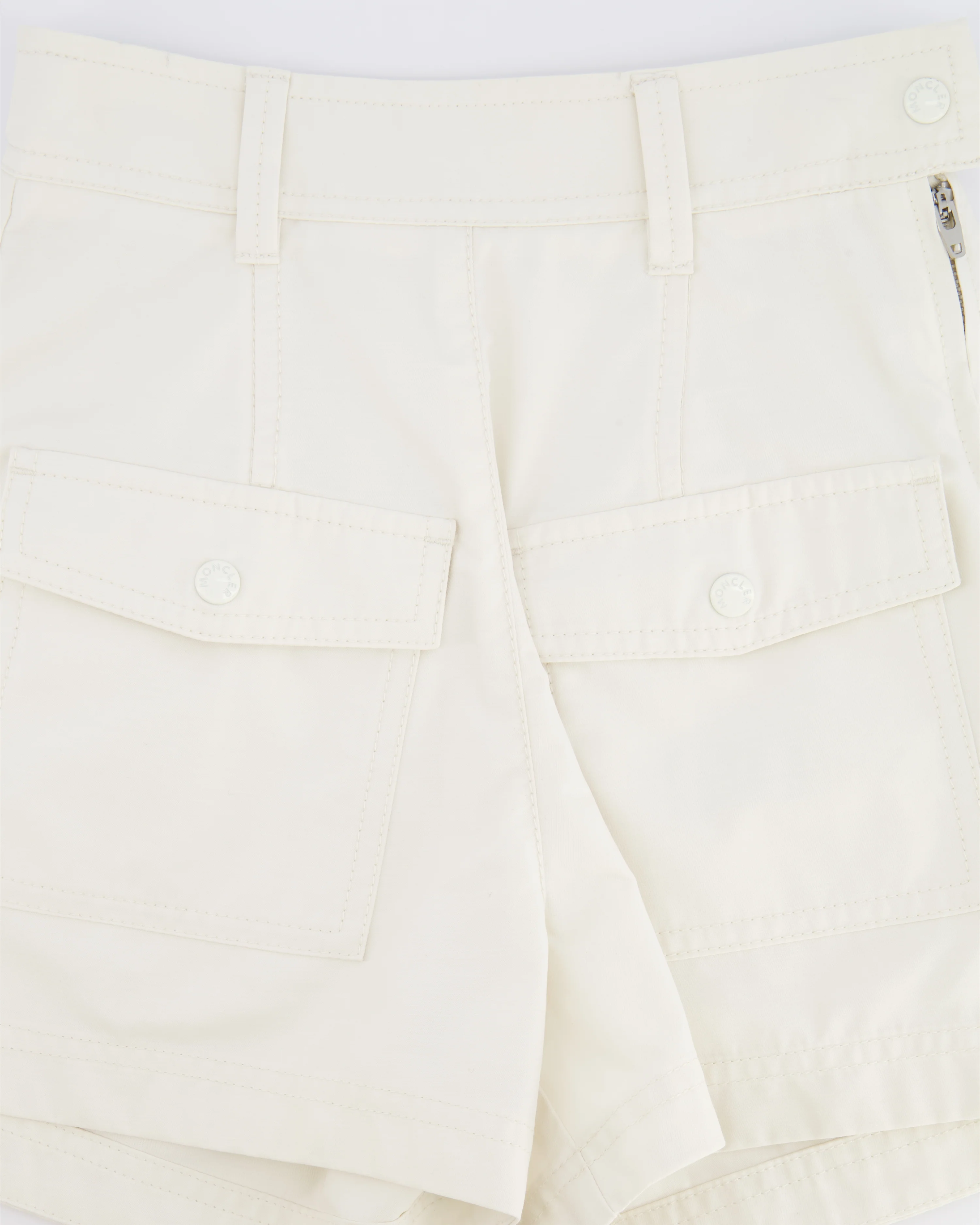 Moncler Kids White Nylon High-Waisted Shorts with Logo Detail Size 8 years RRP £180 - Image 3