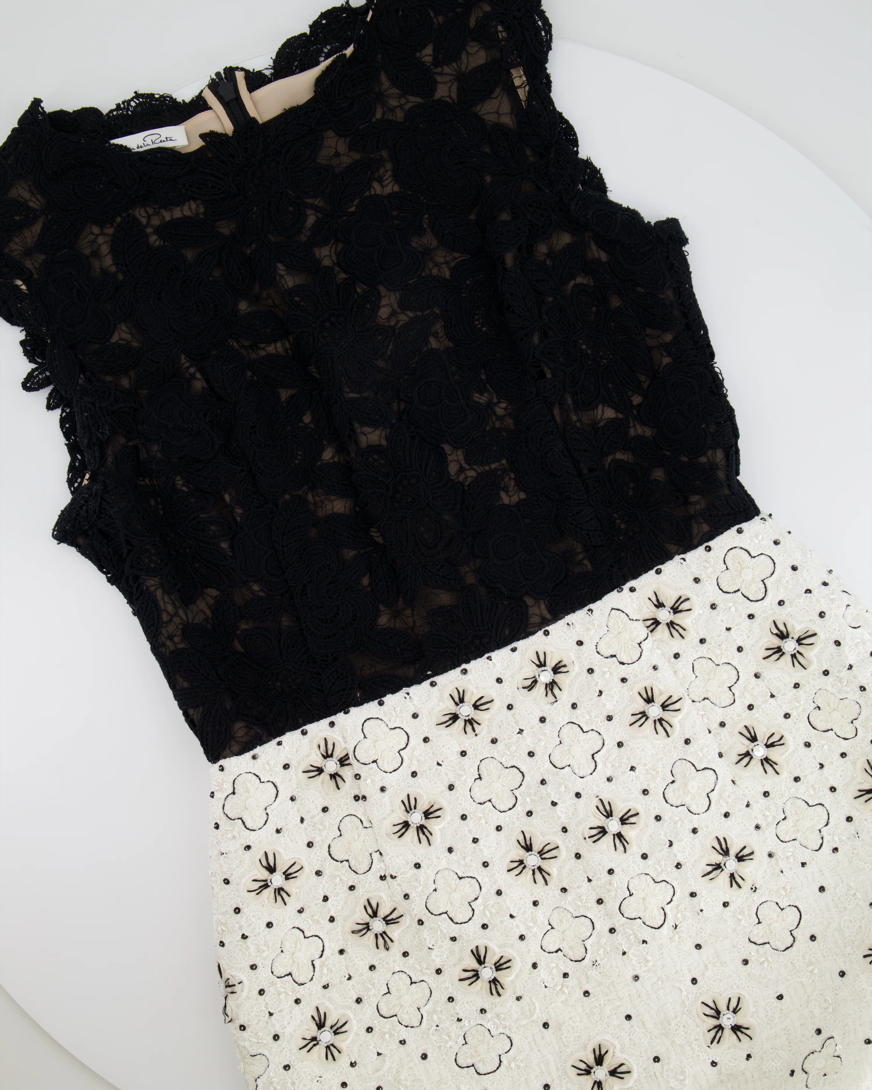 Oscar De La Renta Black and White Embellished Tweed Midi Dress Size US 8 (UK 12) - Image 5