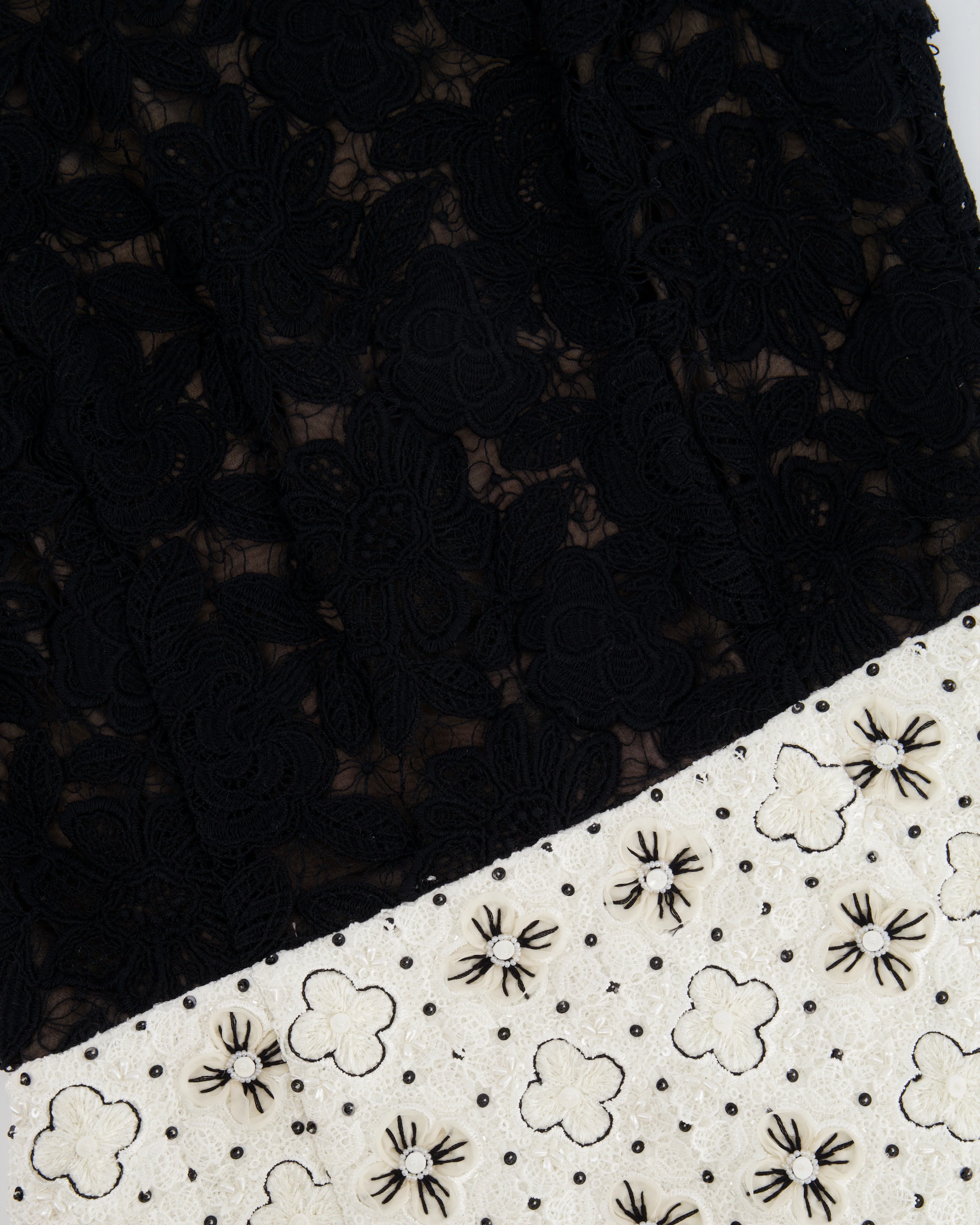 Oscar De La Renta Black and White Embellished Tweed Midi Dress Size US 8 (UK 12) - Image 6