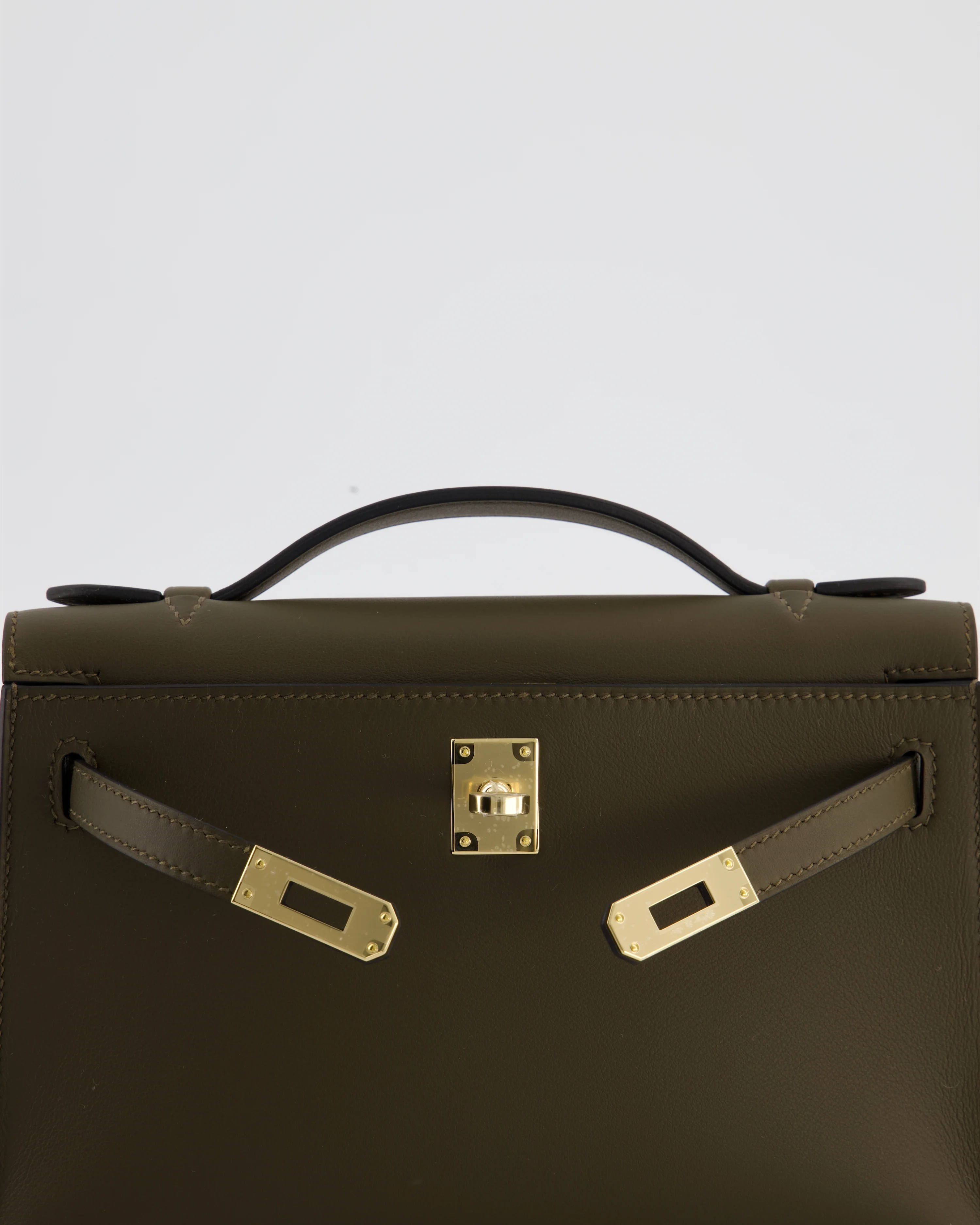 *NEW COLOUR* Hermès Mini Kelly Pochette Bag in Vert Loden Swift Leather and Permabrass Hardware - Image 14