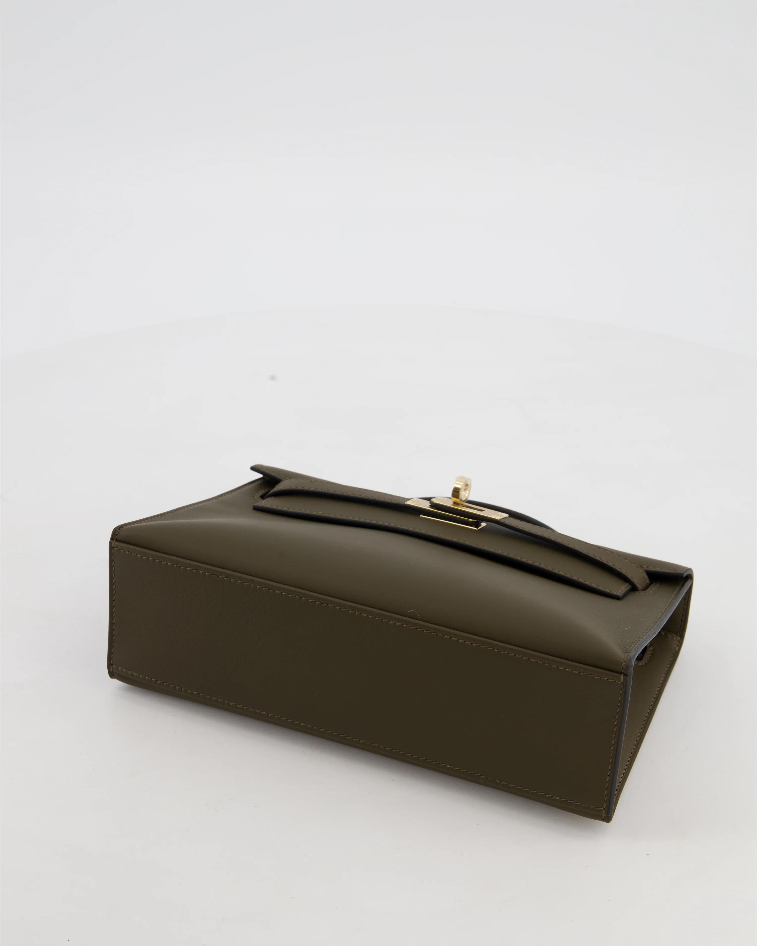 *NEW COLOUR* Hermès Mini Kelly Pochette Bag in Vert Loden Swift Leather and Permabrass Hardware - Image 19