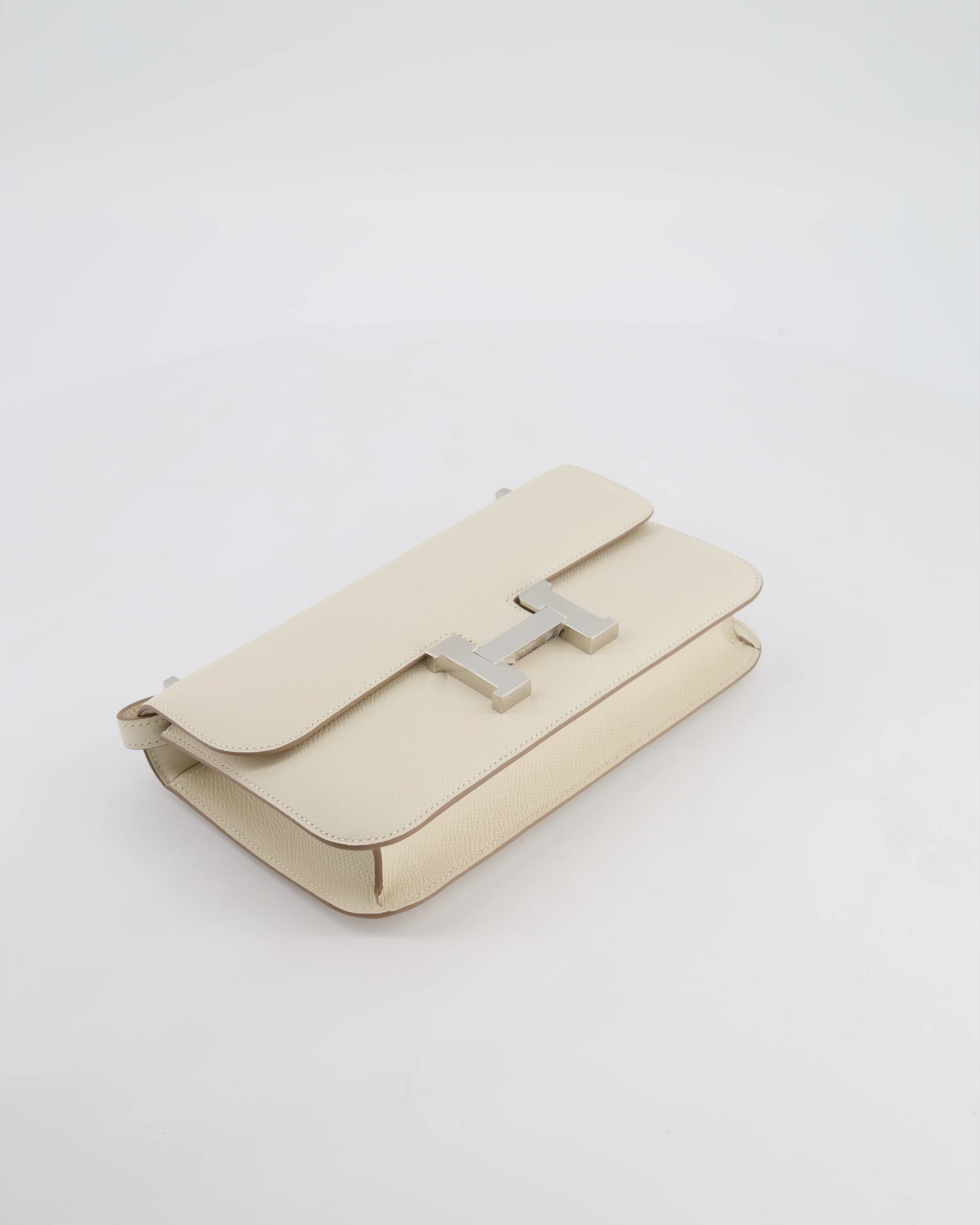 *NEW RELEASE* Hermès Constance 1-Elan Miroir Bag in Craie Epsom Leather with Palladium Hardware - Image 18