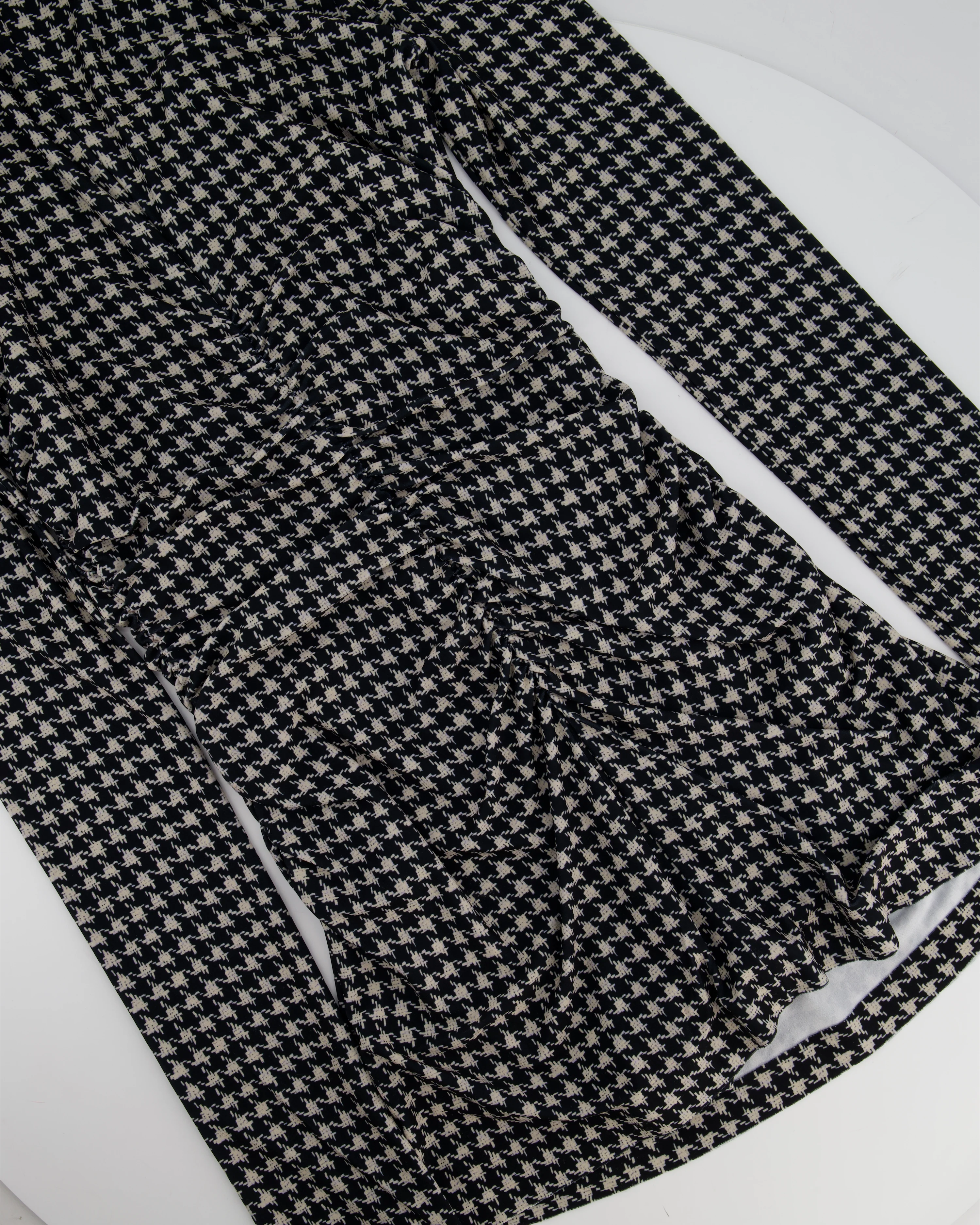 Norma Kamali Black and beige Houndstooth Ruched Long Sleeve Mini Dress Size S (UK 8) - Image 9