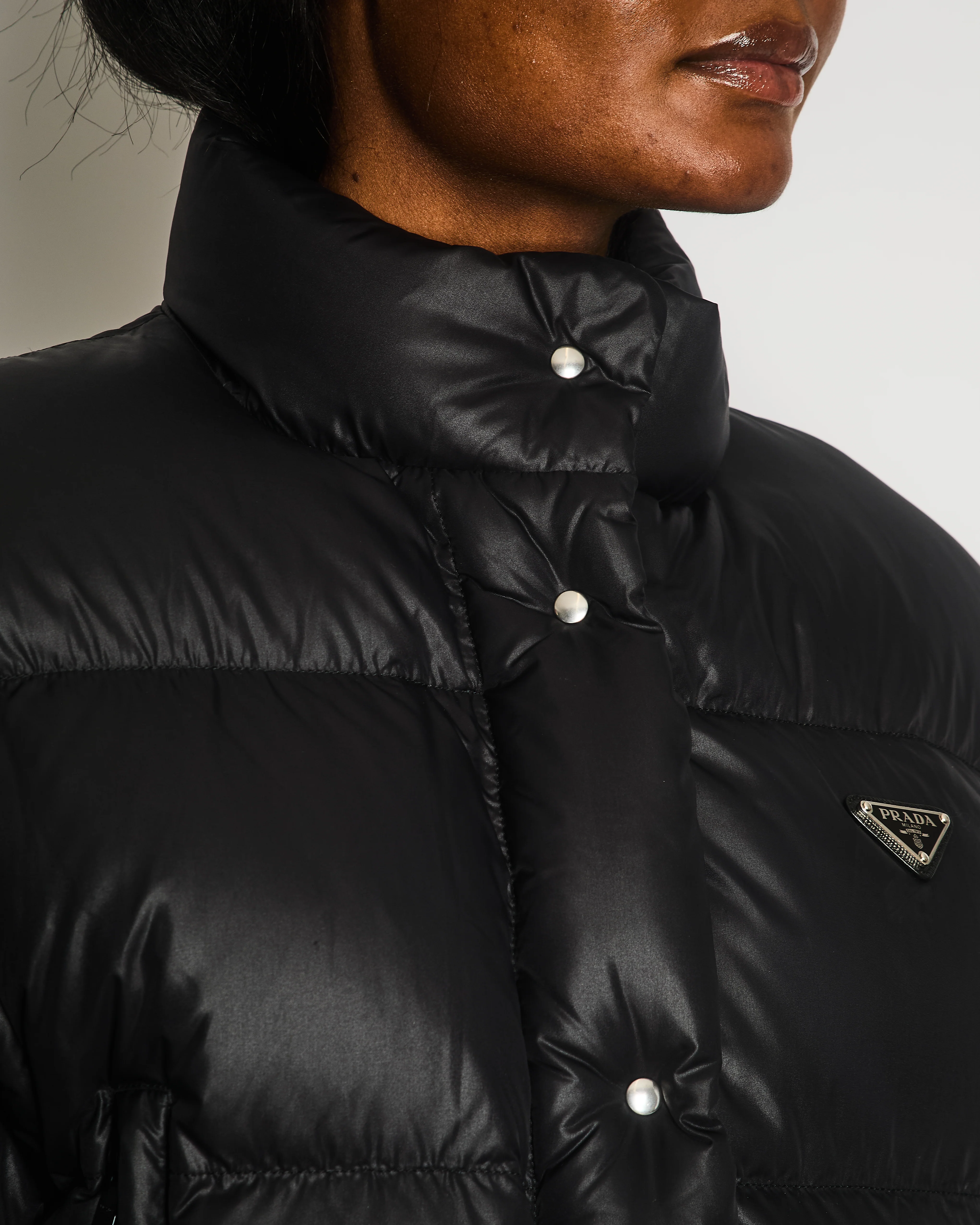 Prada Black Mat Re-Nylon Cropped Puffer Jacket with Detachable Sleeves IT 38 (UK 6) RRP £1840 - Image 3