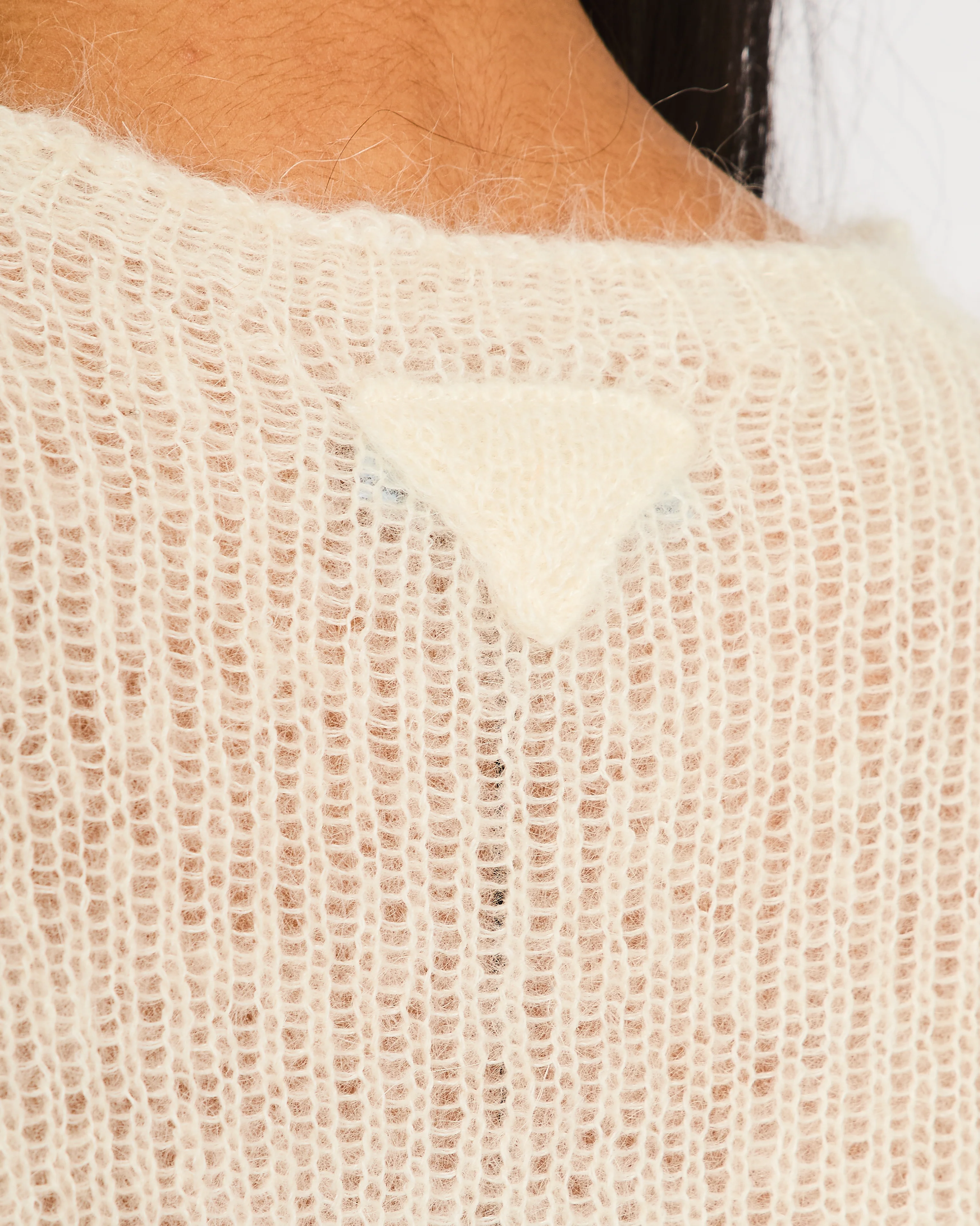 Prada Cream Mohair Cropped Long Sleeve Jumper with Plaque Logo Detail Size IT 38 (UK 6) - Image 5
